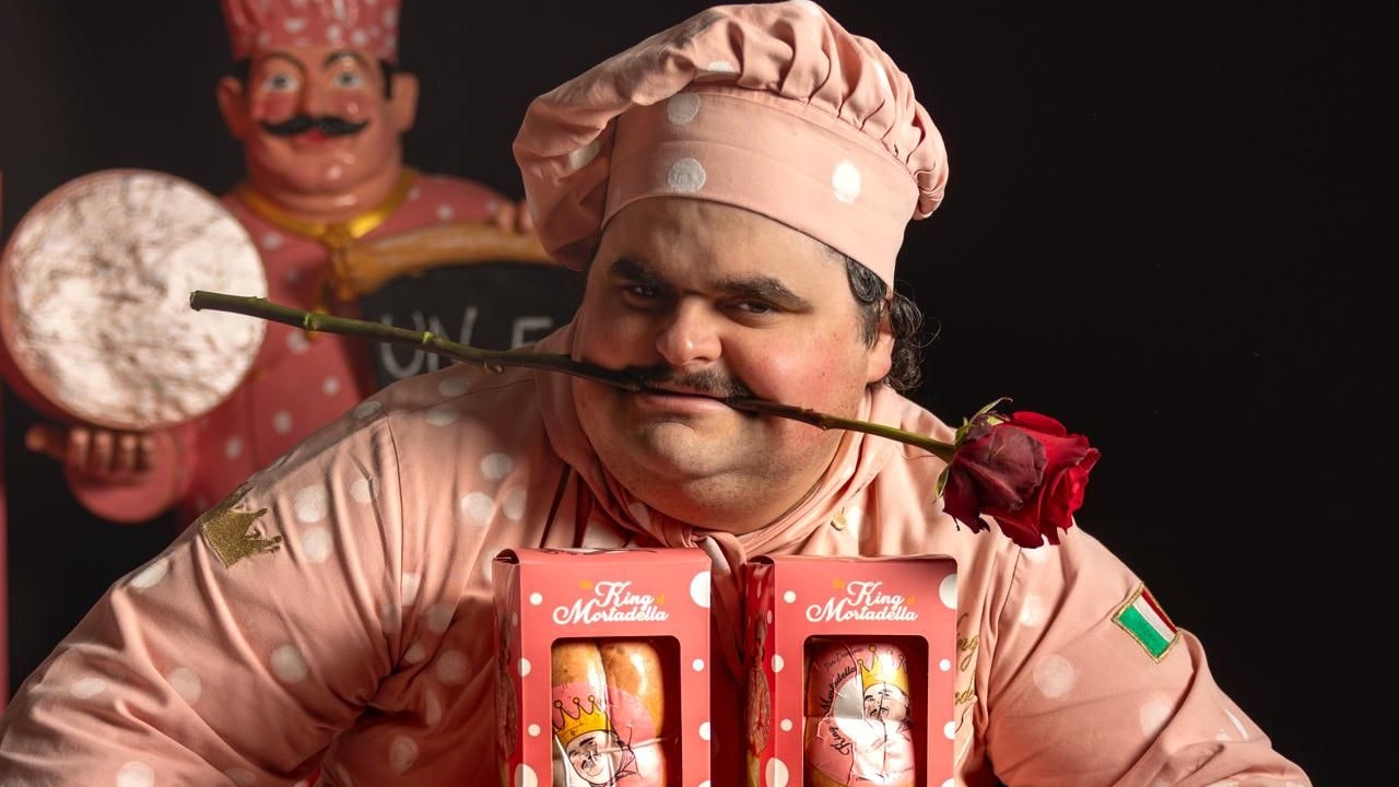 Er ist eine Internet-Sensation, der Anfang Juni beehren wird. Seine Show im VIENNABallhaus sollte man sich nicht entgehen lassen.