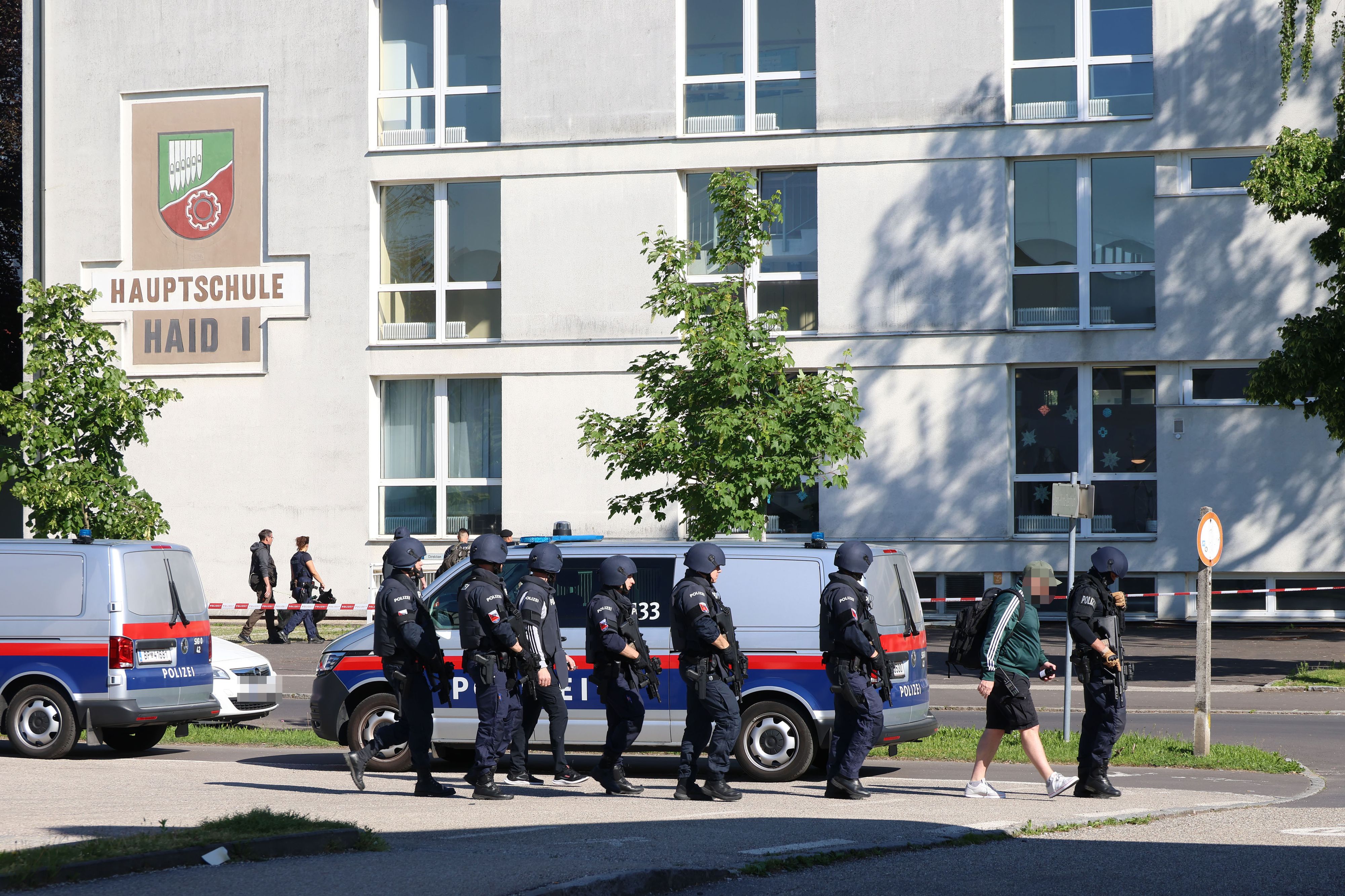 Erst am Montag gab es gegen eine Schule in Ansfelden (Bez. Linz-Land) erneut eine Bombendrohung, die Polizei rückte aus.