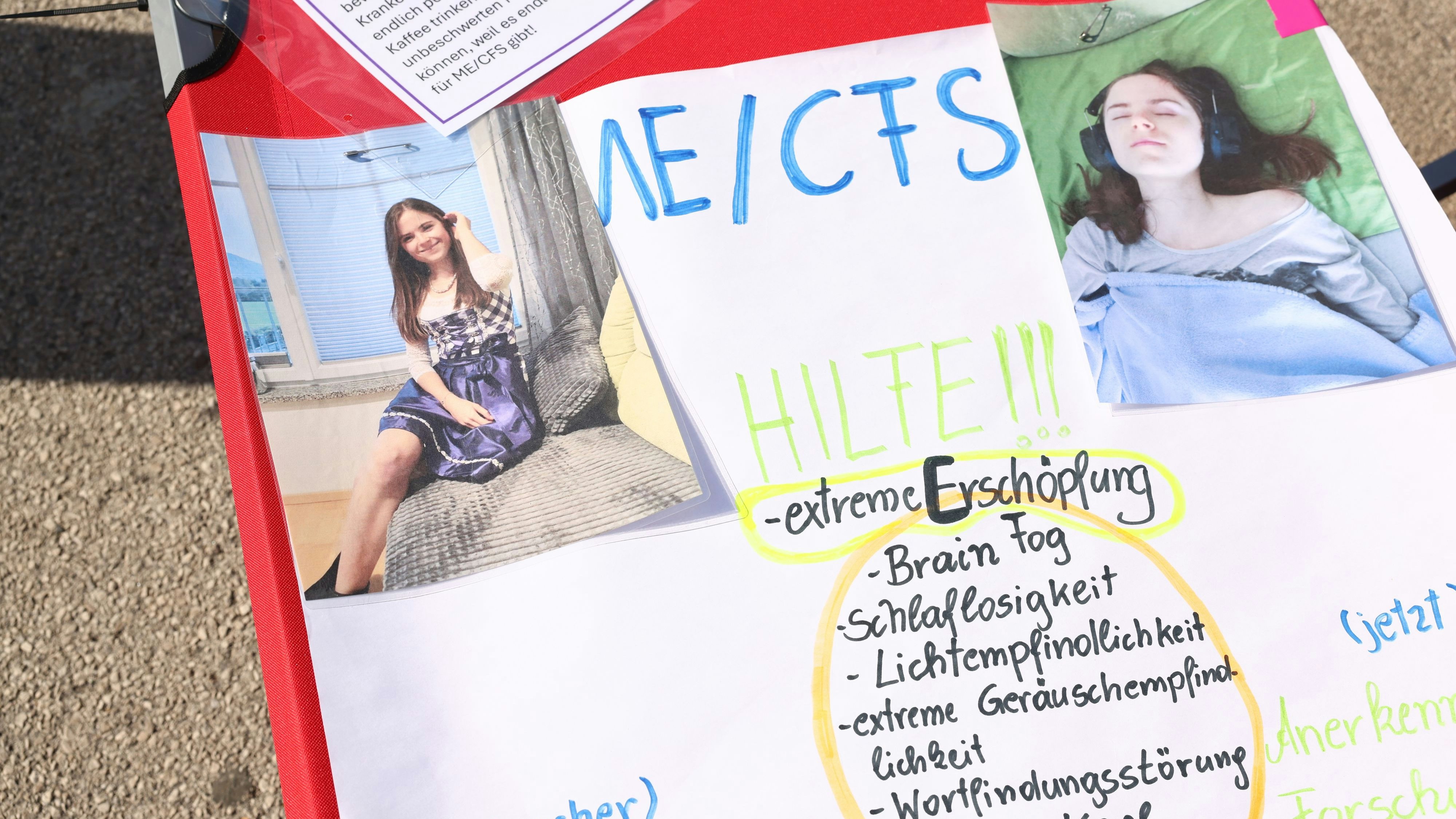 Ein Denkmal der Eltern von Alexandra Baier 