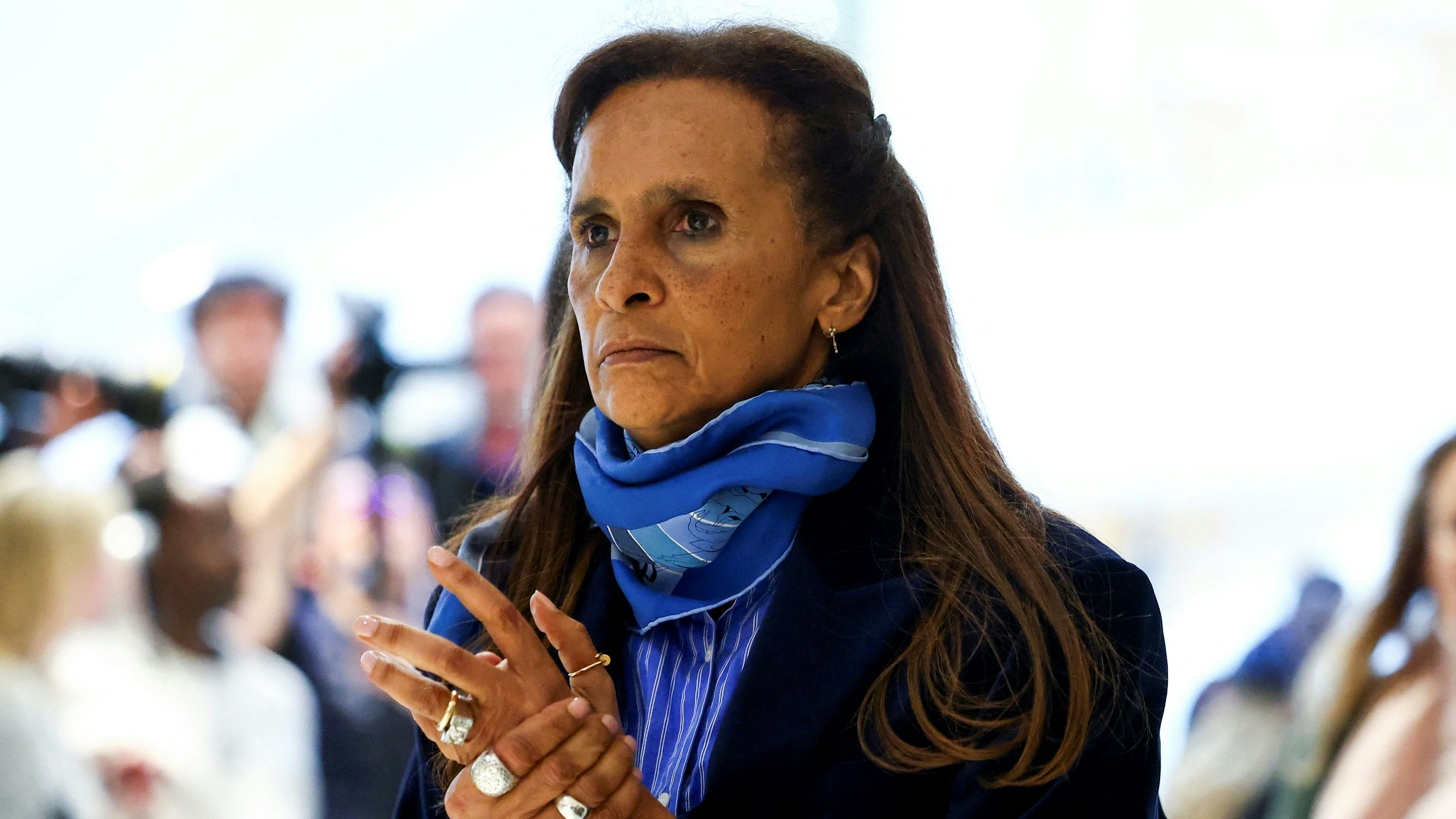 Karine Silla, die Ex-Frau von Gerard Depardieu war vor Ort.