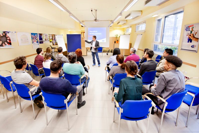 AMS OÖ: Kleine leisten Großes: Das AMS hilft vielen Jobsuchenden