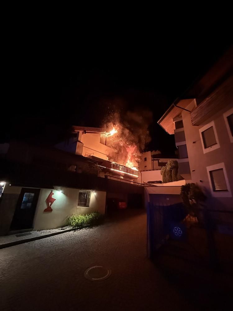 Der Balkon stand in Vollbrand.