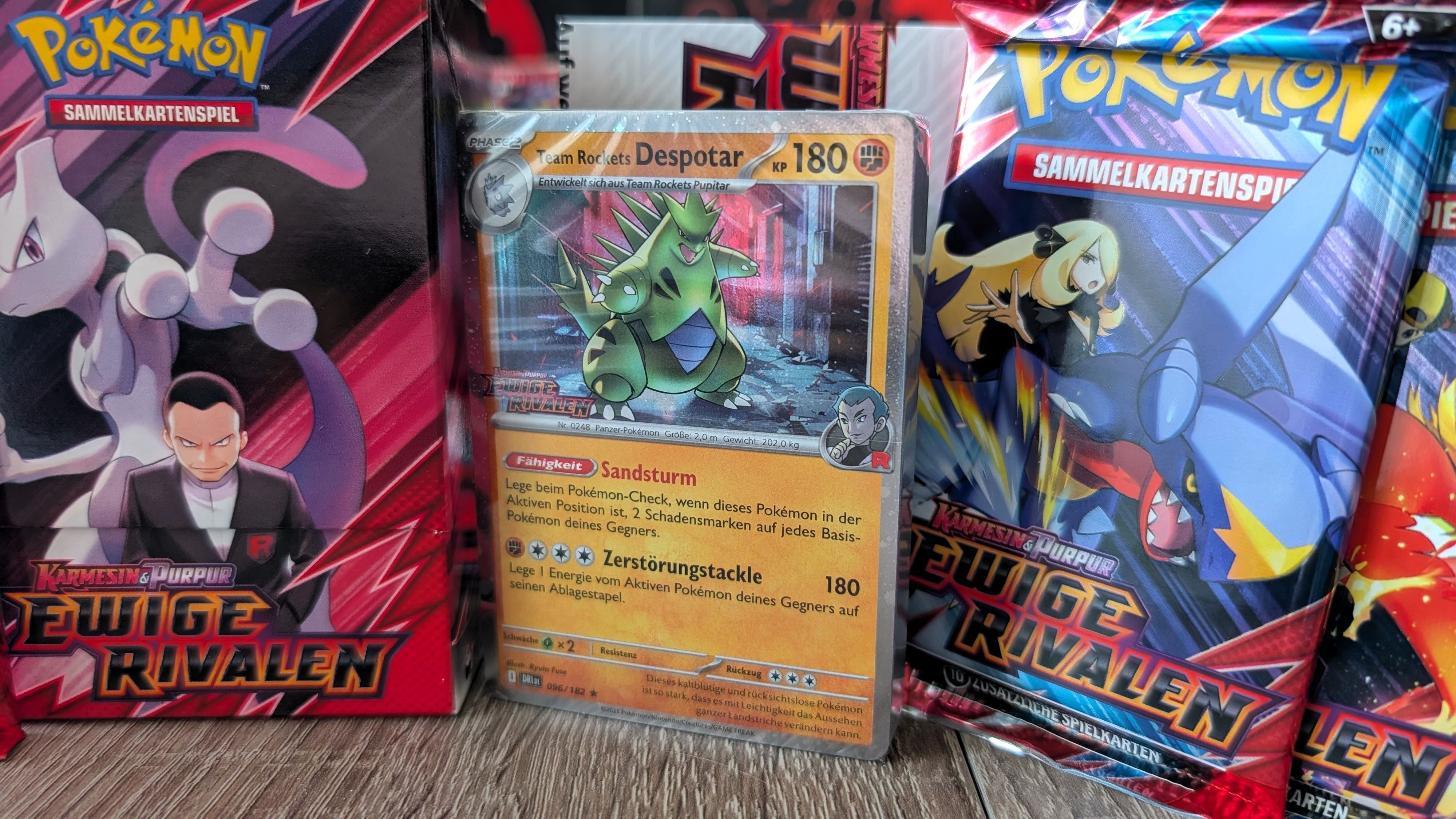 Hier wird das Herz jedes TCG-Spielers höherschlagen: Das Mini-Deck bietet eine ideale Grundlage für schnelle Matches.