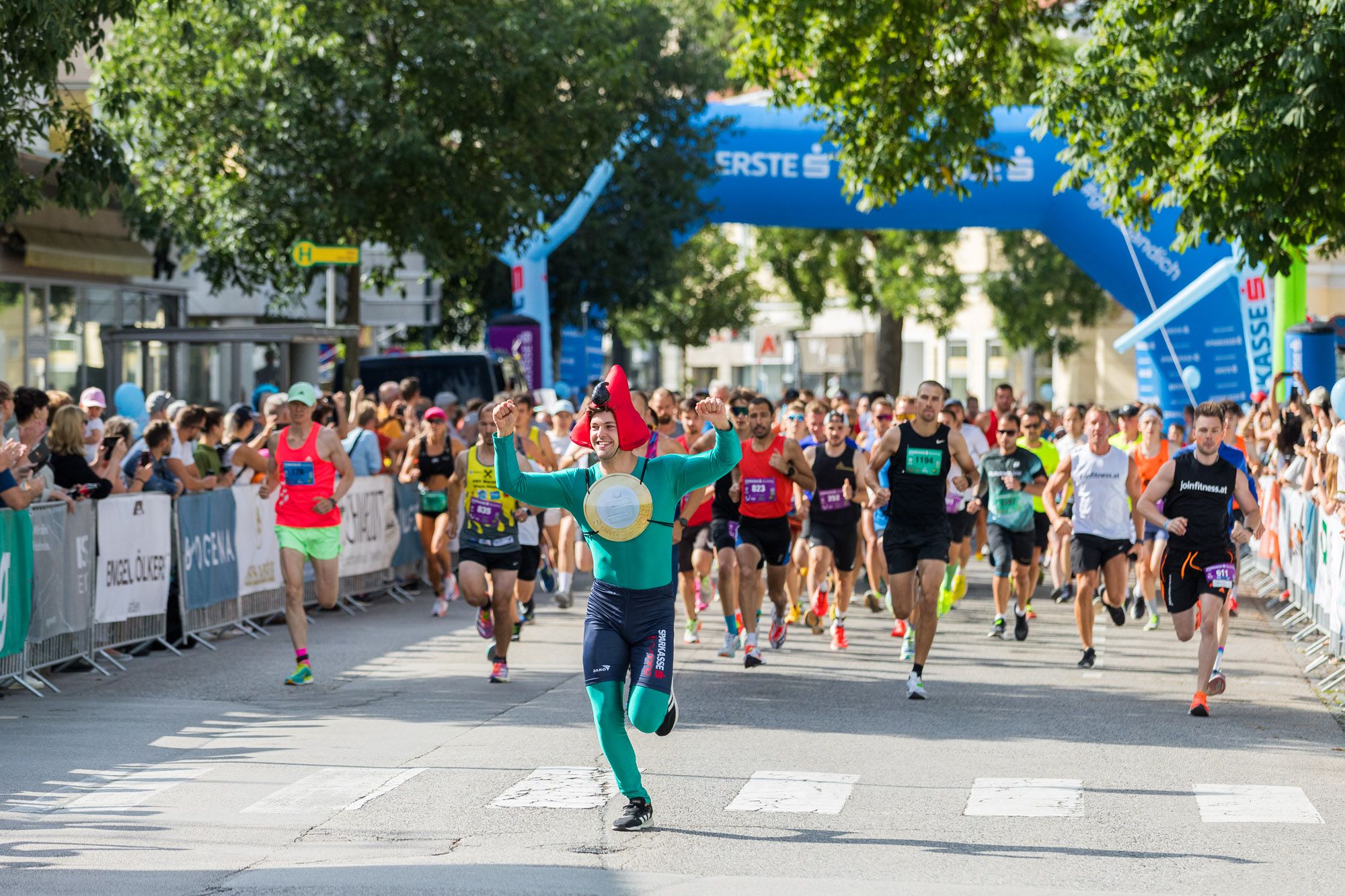 Beim Badener Sparkasse Stadtlauf können Sportfans jeden Alters mitmachen.