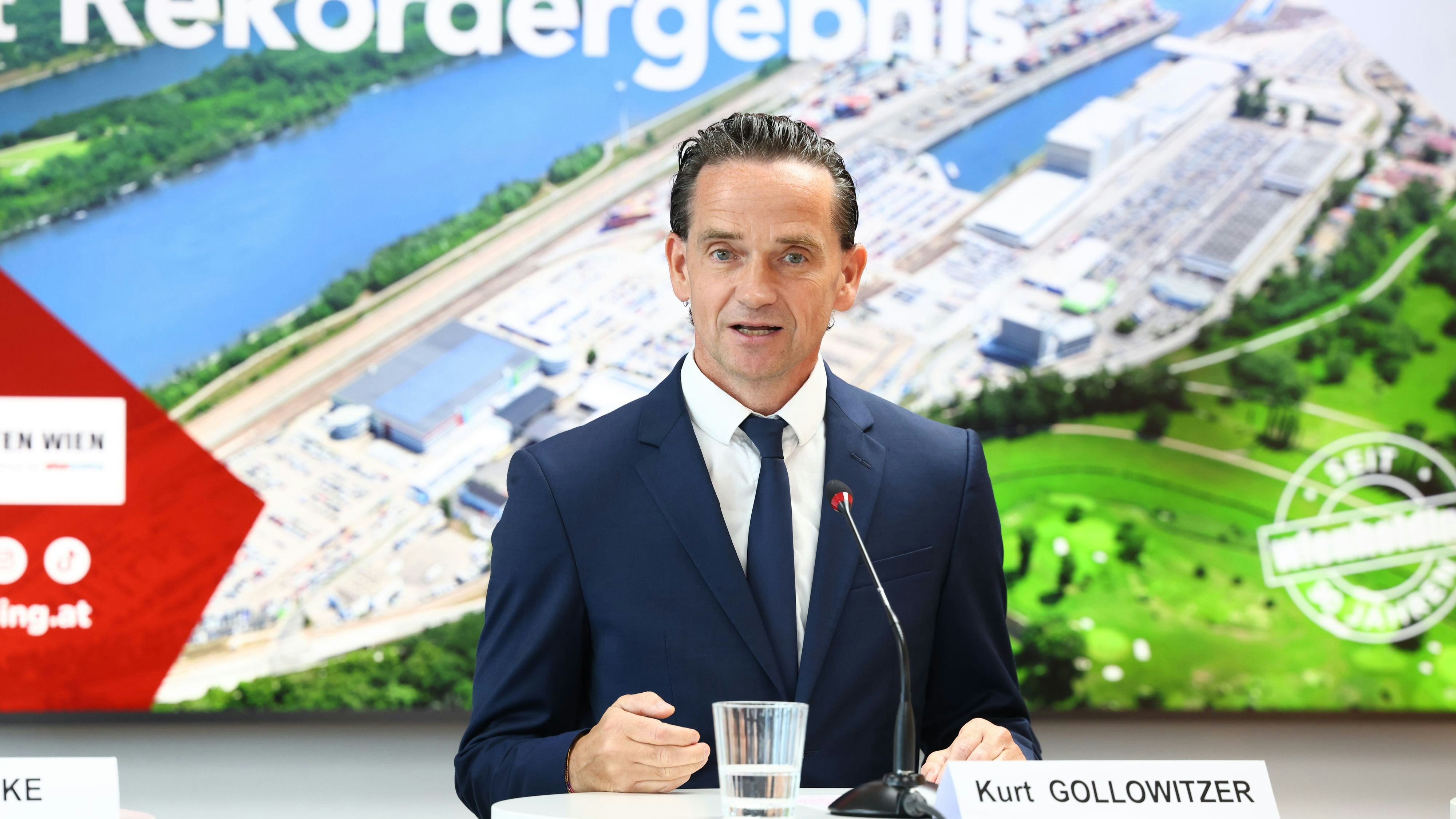 Wien Holding-Geschäftsführer Kurt Gollowitzer freut sich über ein Rekord-Ergebnis.