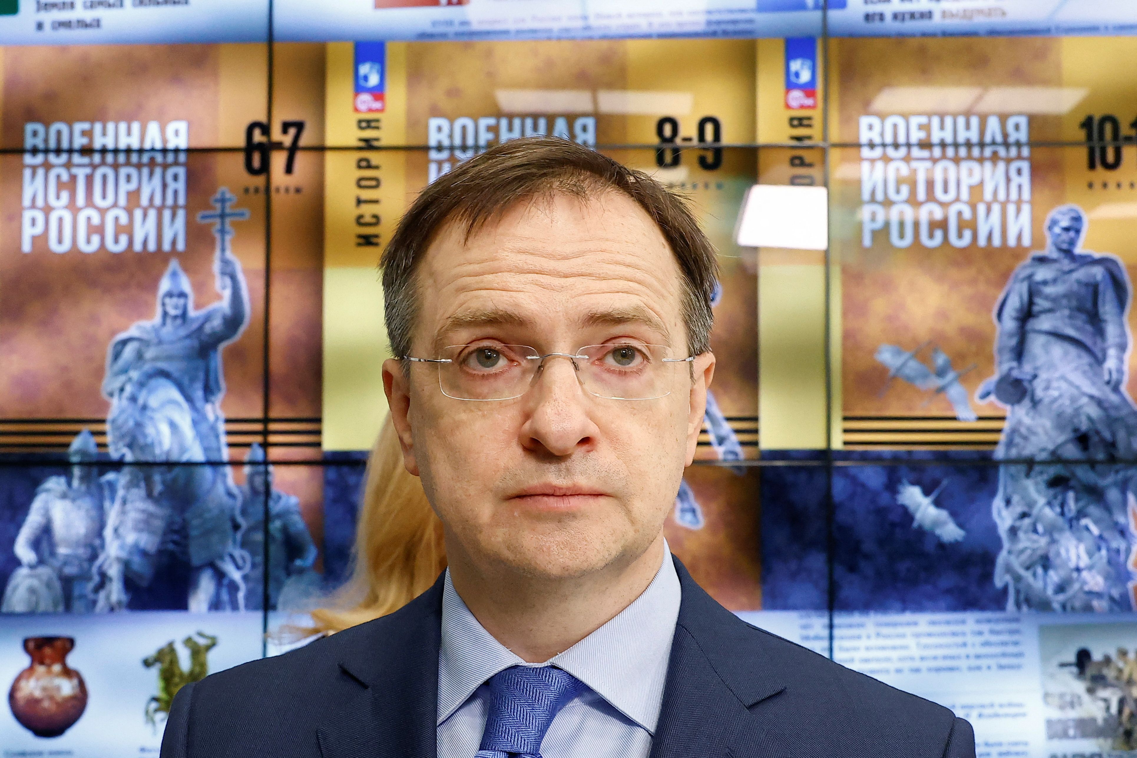 Wladimir Medinski ist kein Historiker, aber sein Buch zur russischen Geschichte ist seit 2023 Pflichtstoff an russischen Schulen.