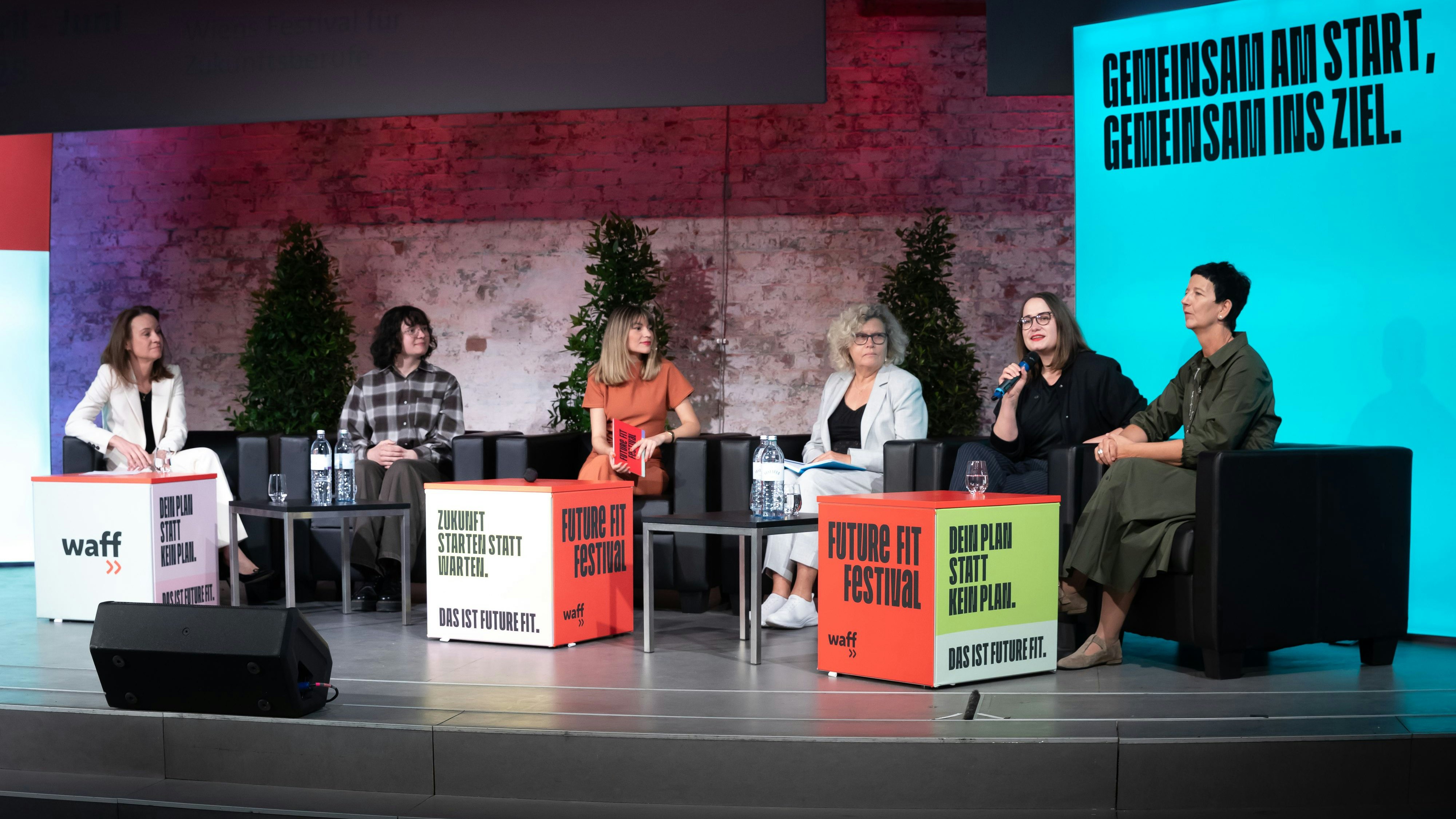 Future Fit Festival, Female First: Frauen – Beruf – Chancen, Informations- und Beratungsveranstaltung in der Ankerbrotfabrik, Wien, Österreich, 14.05.2025 // Future Fit Festival, Female First: Women – Career – Opportunities, information and counseling event at the Ankerbrotfabrik, Vienna, Austria, May 14, 2025