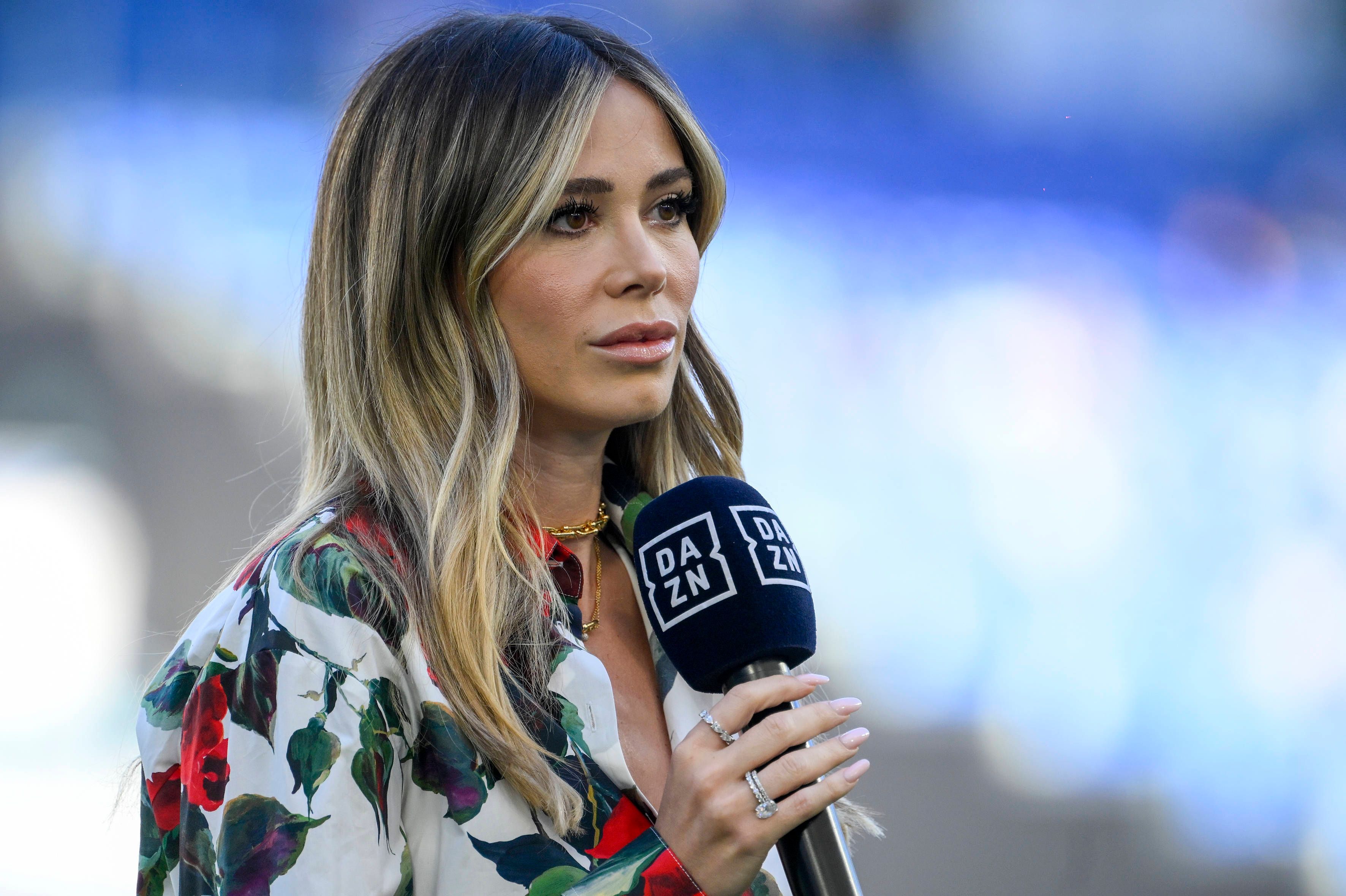 Die berühmte DAZN-Italien-Reporterin Leotta Diletta.