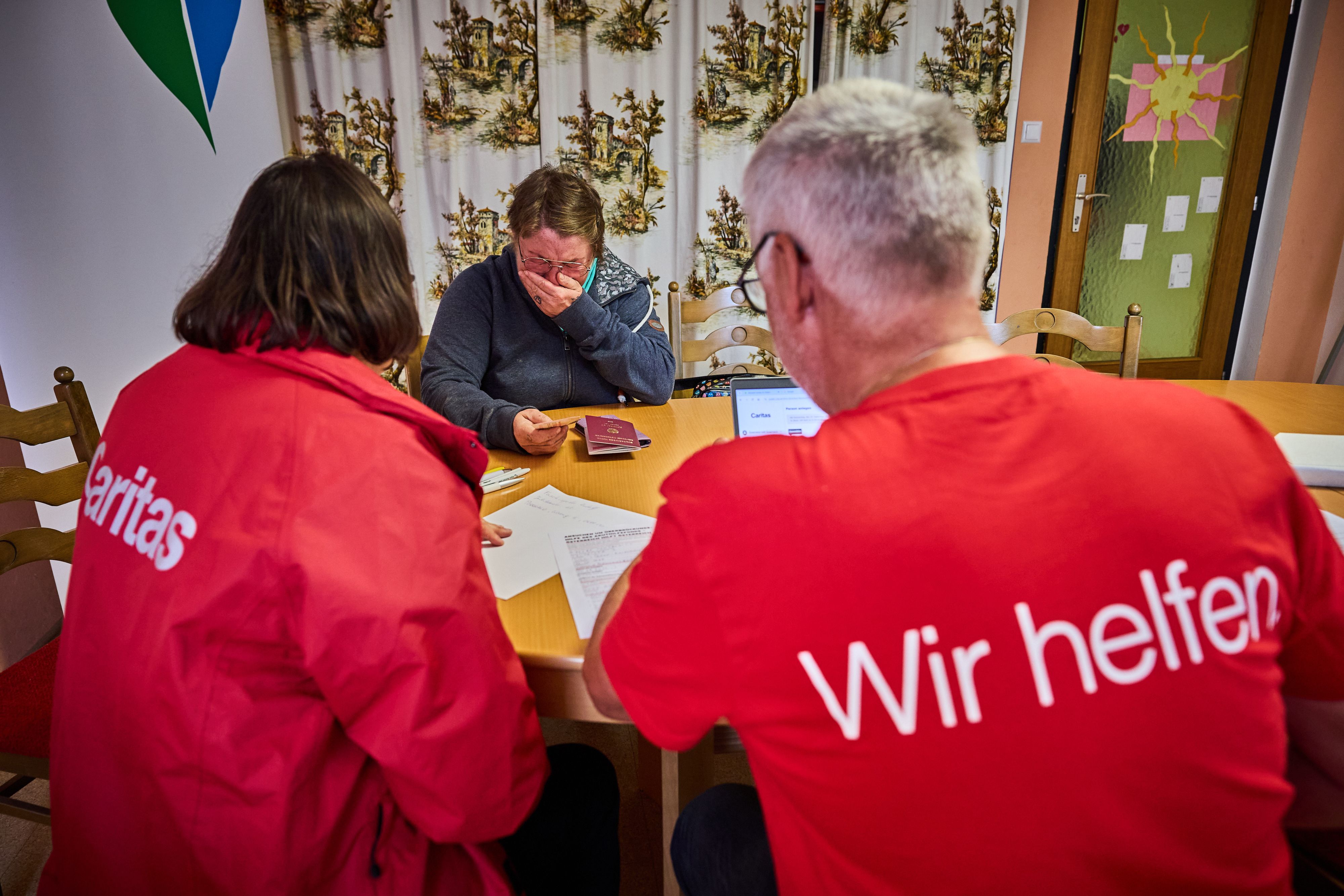 Caritas leistet finanzielle Hilfe für Hochwasser-Opfer.