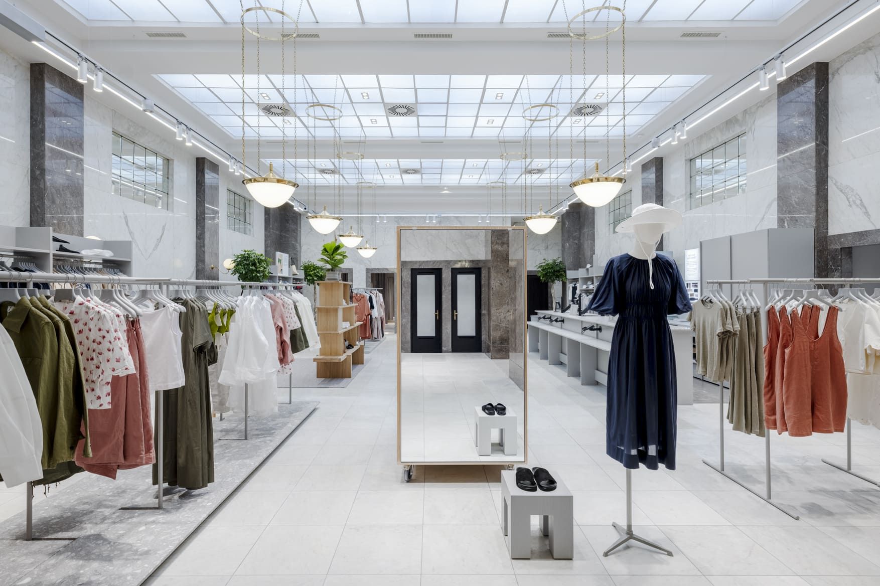 Die H&M-Marke ARKET hat es jetzt auch nach Österreich geschafft und ist auf der Mariahilferstraße 70 in ein großes Ecklokal gezogen.