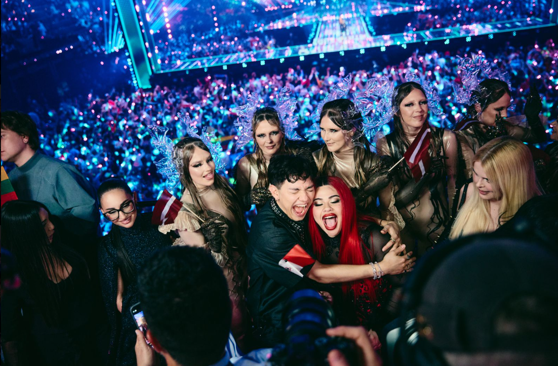 In der Nacht wurde mit den anderen Kandidaten wild gefeiert.