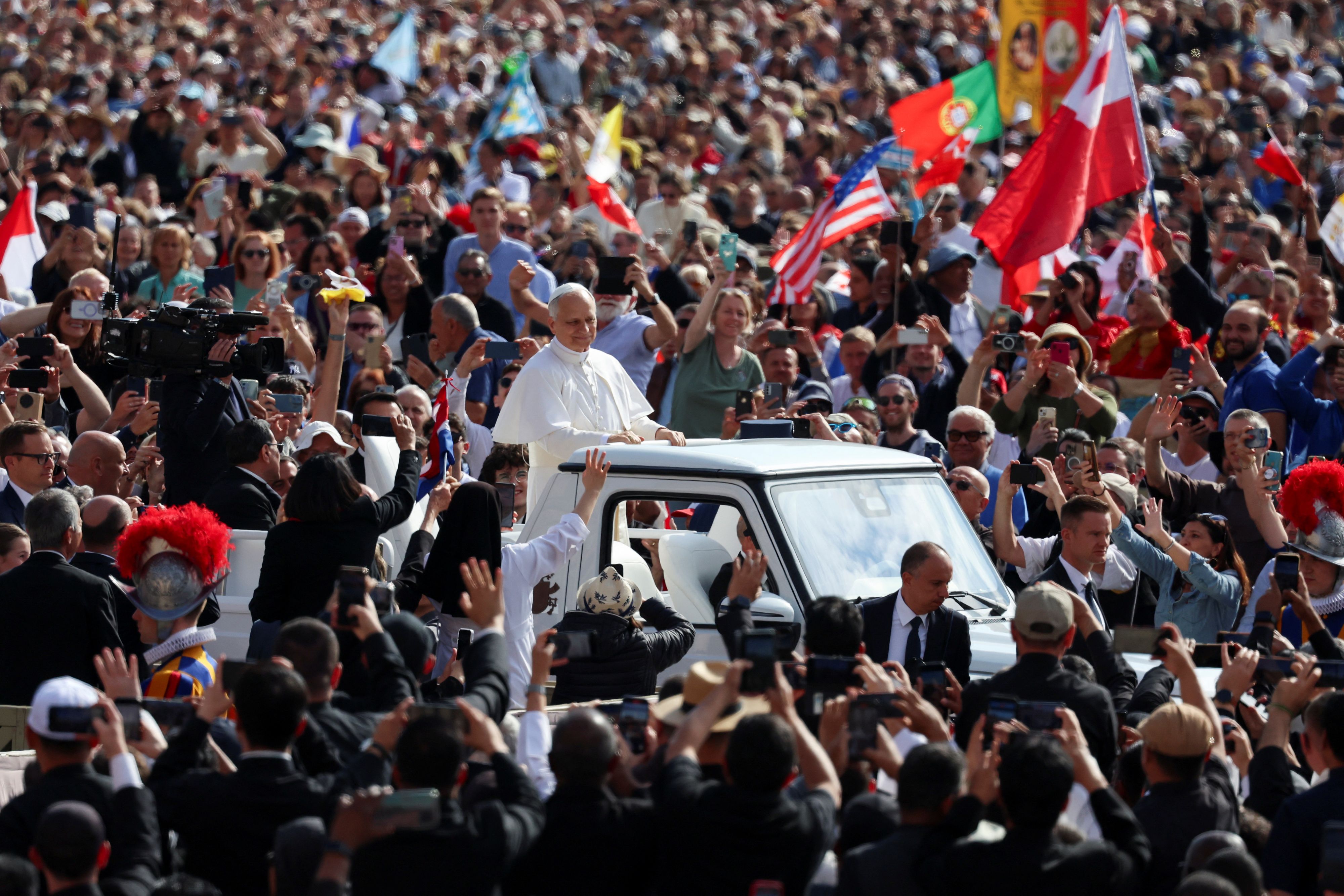 Papst Leo XIV, Kardinal Robert Prevost.