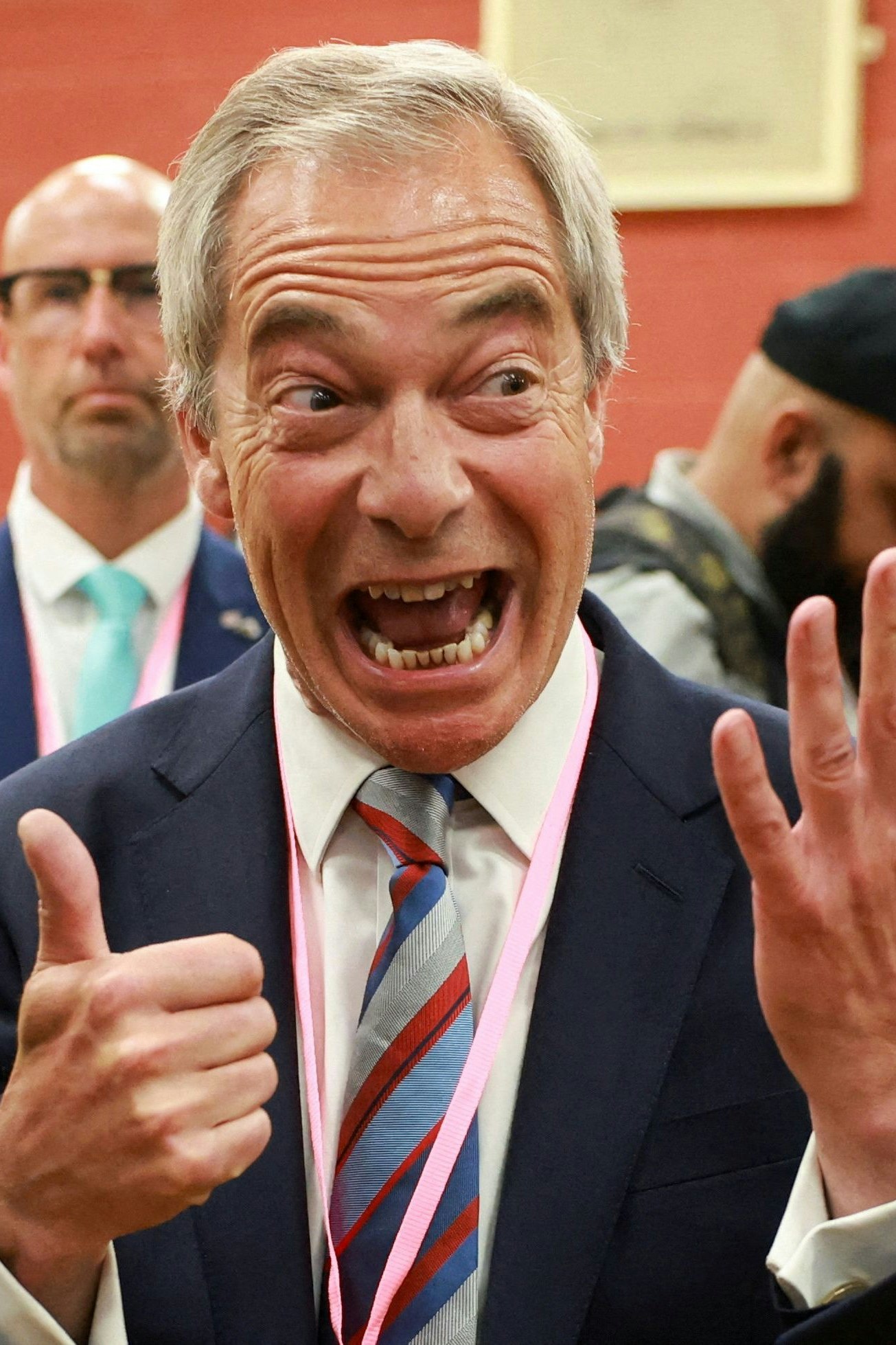 Der Rechtspopulist und Brexit-Initiator Nigel Farage dürfte die britischen Kommunalwahlen 2026 gewinnen und das ist erst der Anfang