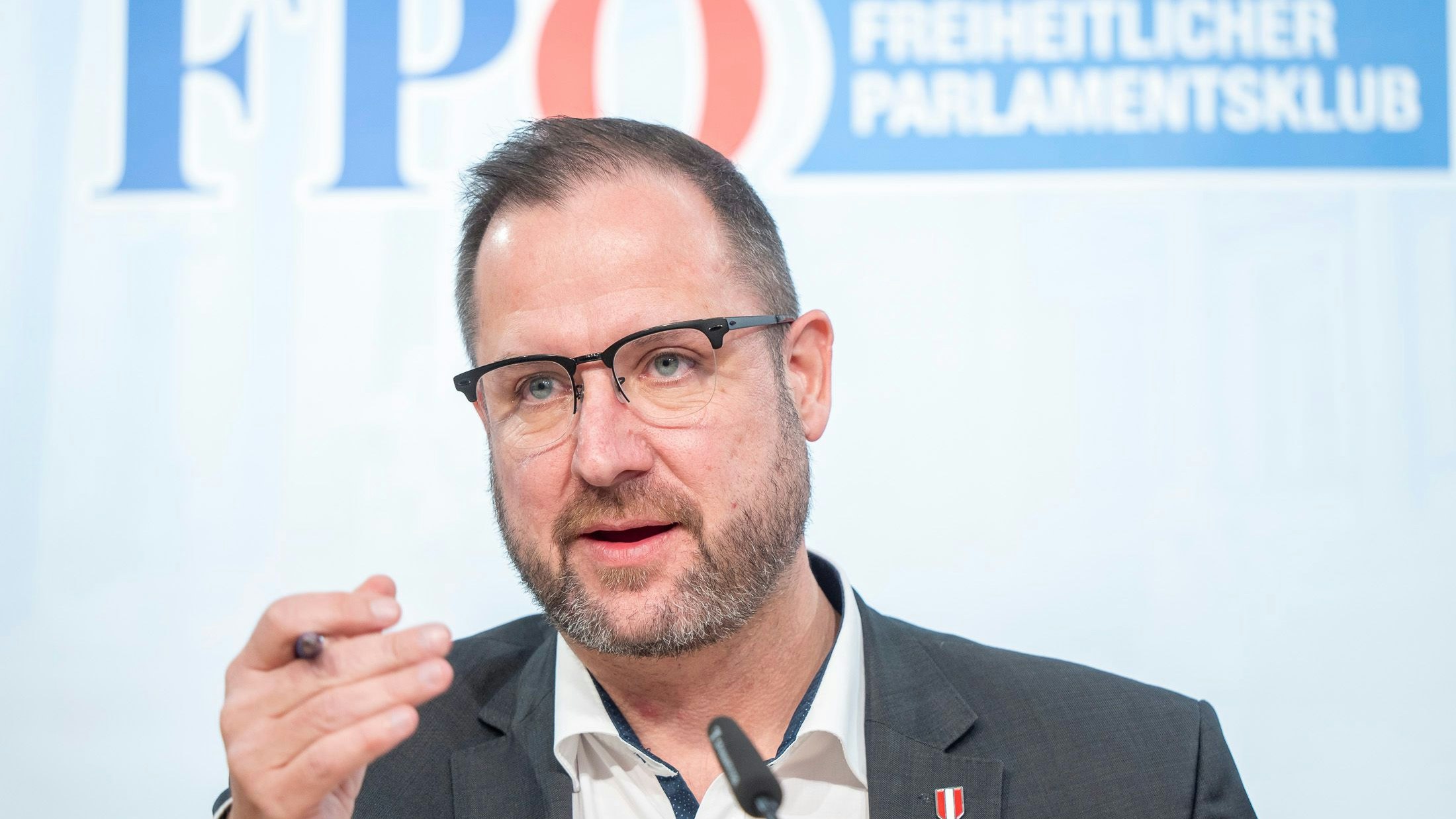 Heute.at - Machtbasis, tiefer Staat: FP-General zu U-Ausschuss