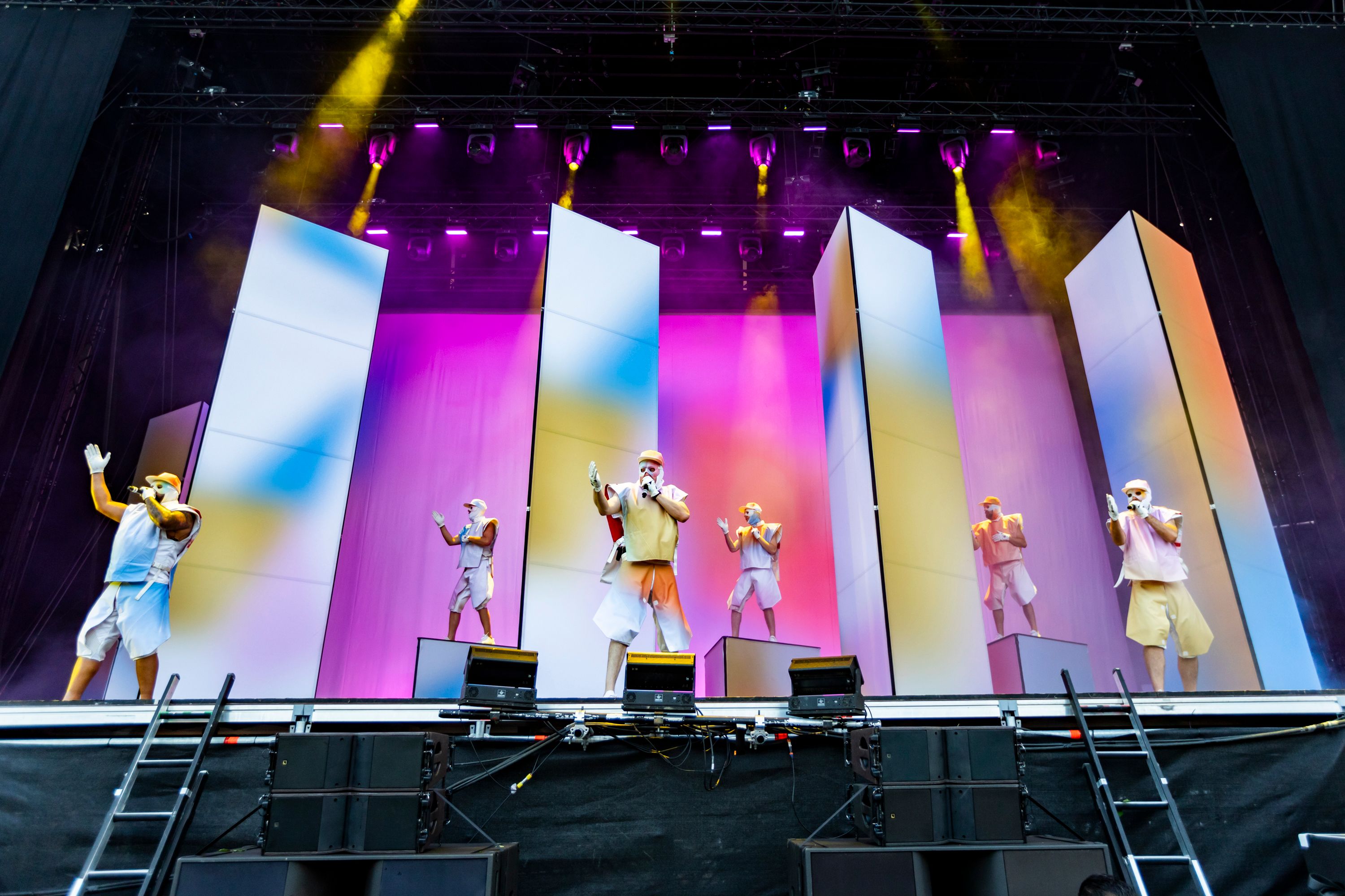 Drei Tage, zwei Bühnen und 40 Acts an der Donau in Linz: LIDO SOUNDS wird auch 2025 das Publikum begeistern.