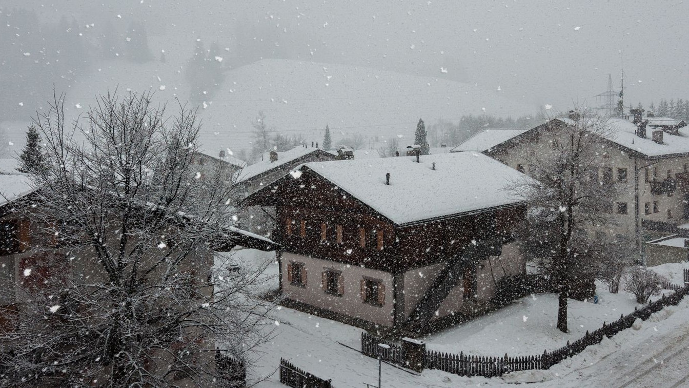 Schneefall in den Bergen, Archivbild