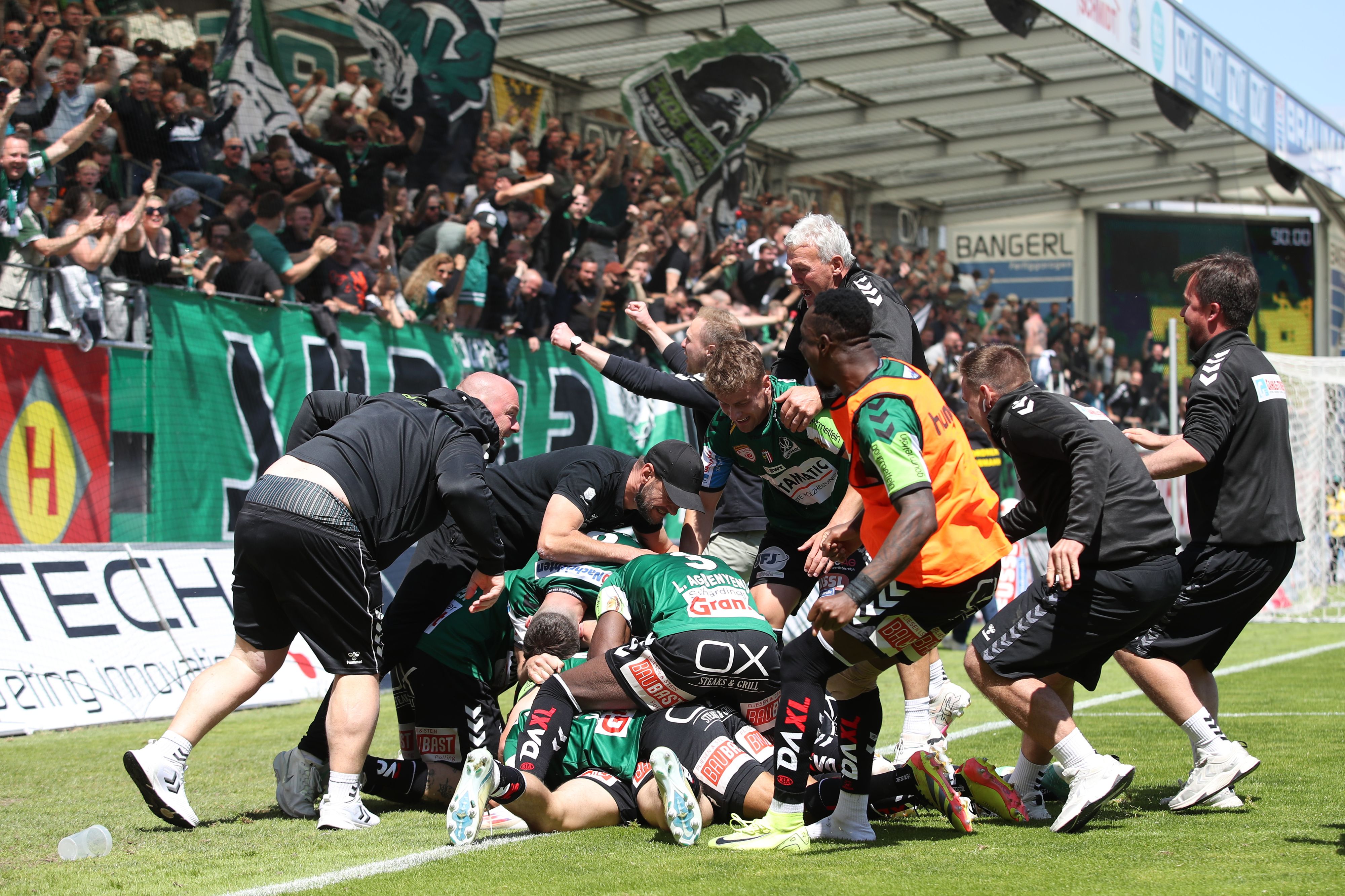 Ried feiert die Bundesliga-Rückkehr.