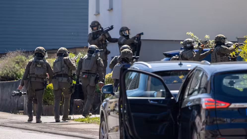 Die Jugendlichen wurden bei Razzien in mehreren deutschen Bundesländern festgenommen.