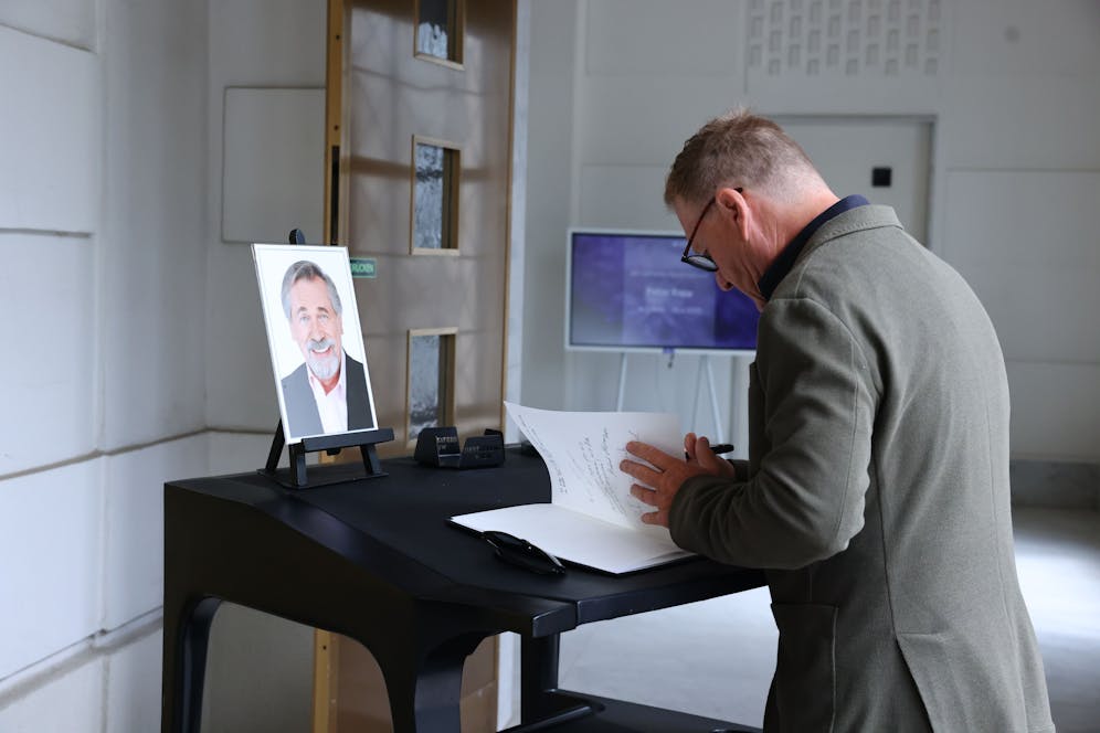 Bilder: Beerdigung von Peter Rapp am Wiener Zentralfriedhof | Heute.at