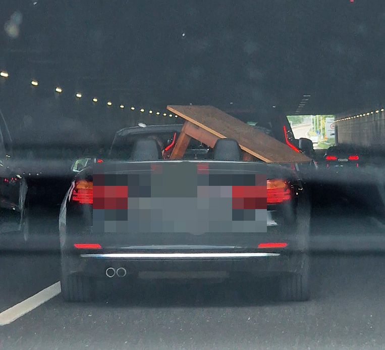 Die Leserin war verwundert als sie das Fahrzeug erblickte