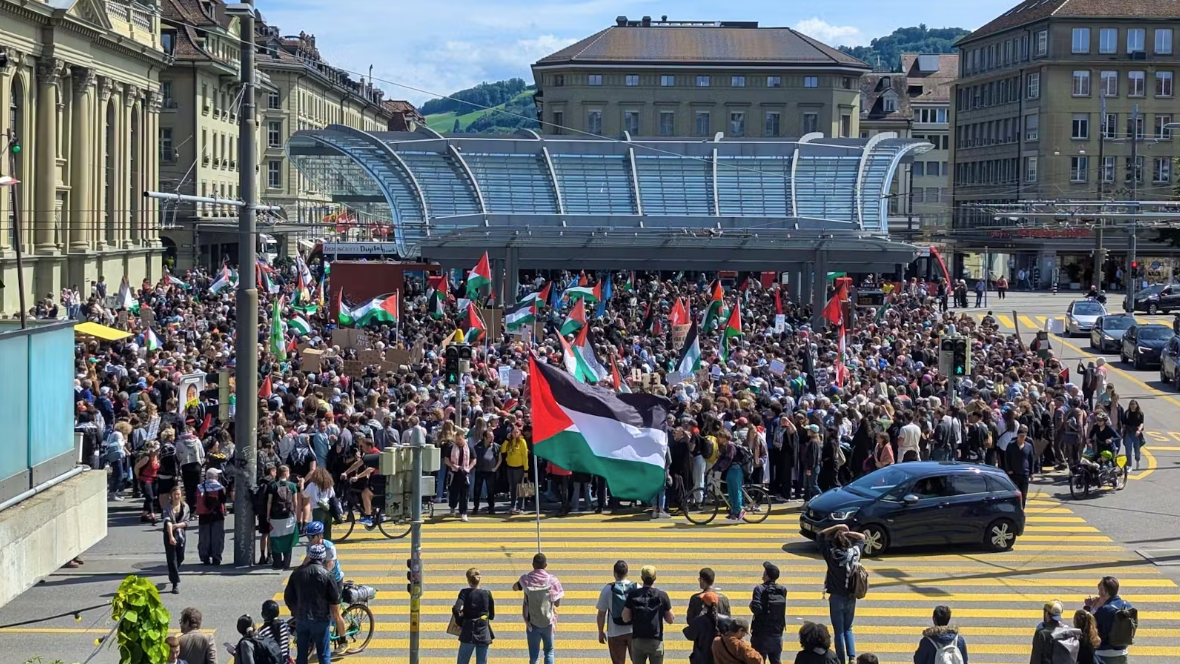 Heute.at - Schwere Ausschreitungen bei illegaler Palästina-Demo