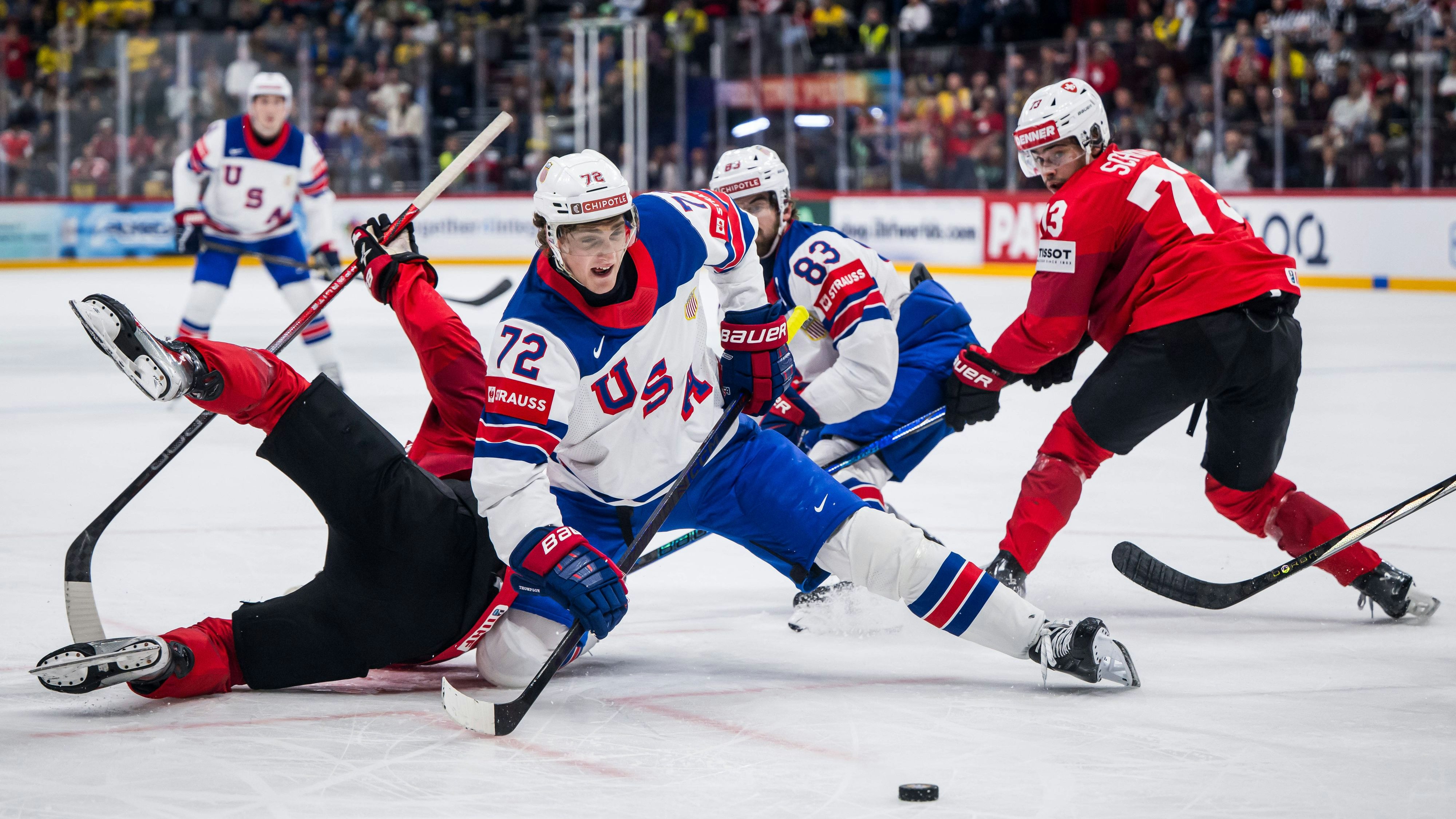 Buffalo-Star Tage Thompson schießt die USA in der Overtime zu Gold.