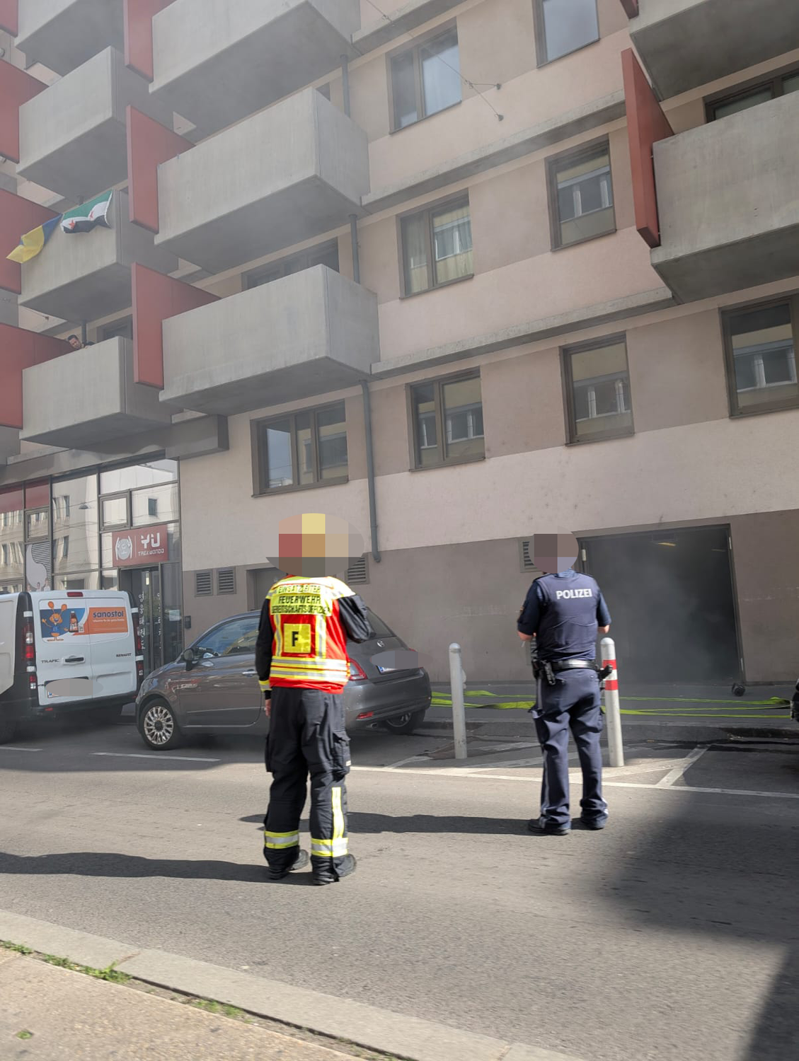 Die Einsatzkräfte rückten zu einem Brand in Simmering aus