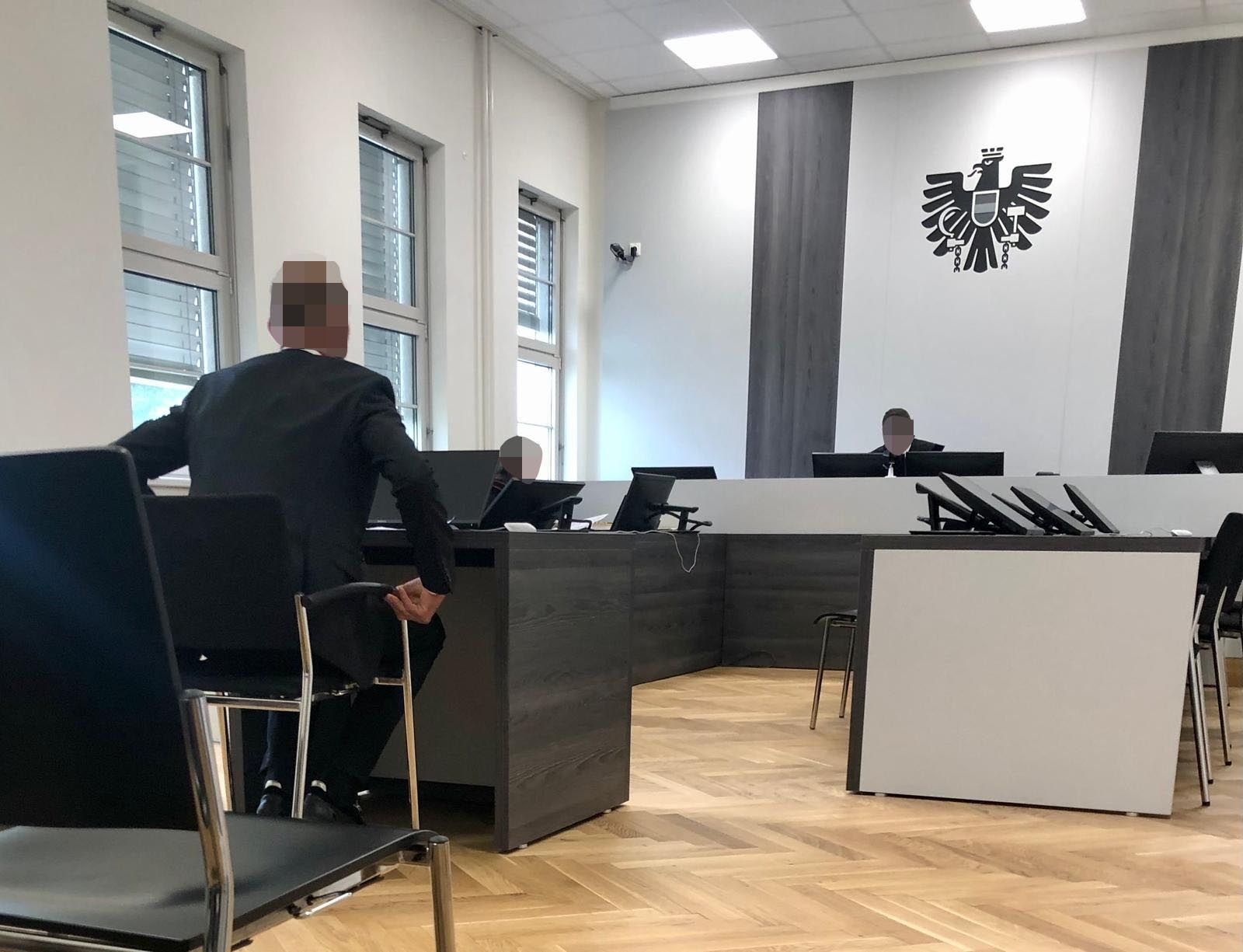 Der Angeklagte beim Prozess am Landesgericht in Wr. Neustadt