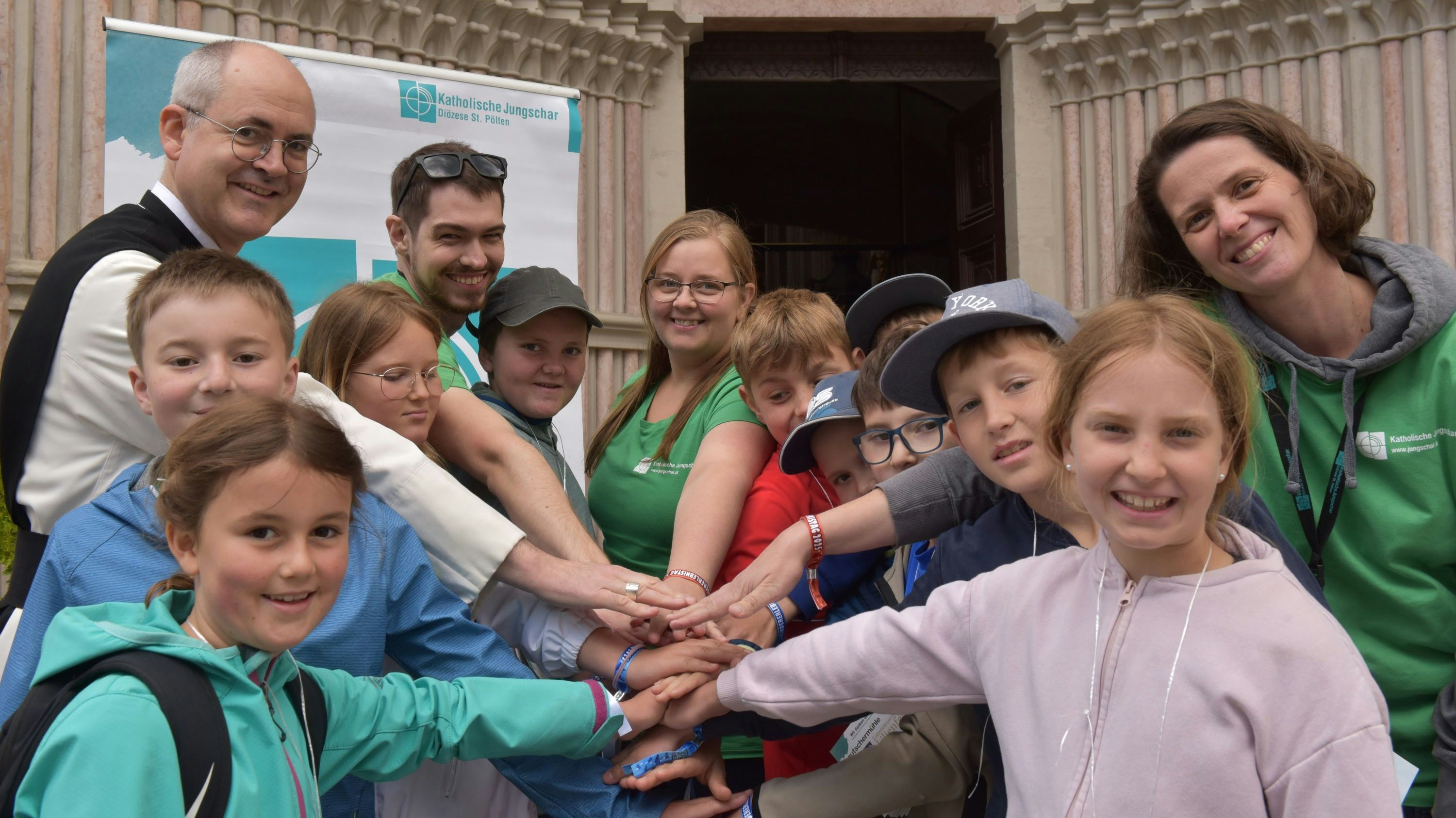 Heute.at - Kinder-Erlebnistag mit 600 Teilnehmern im Stift