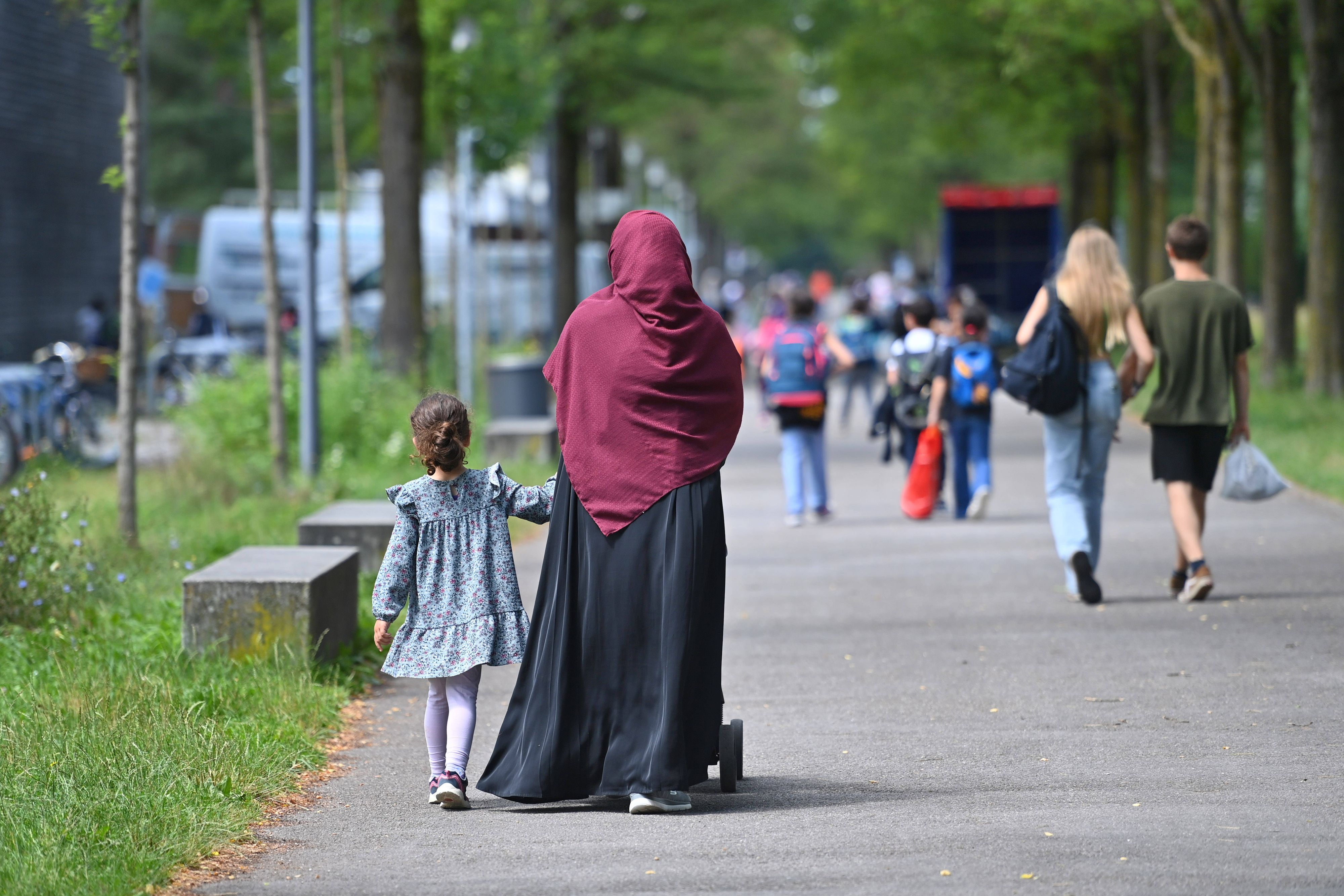 Insgesamt wurde im Vorjahr an 61.491 Kinder aus Afghanistan, Syrien und dem Irak Familienbeihilfe überwiesen.