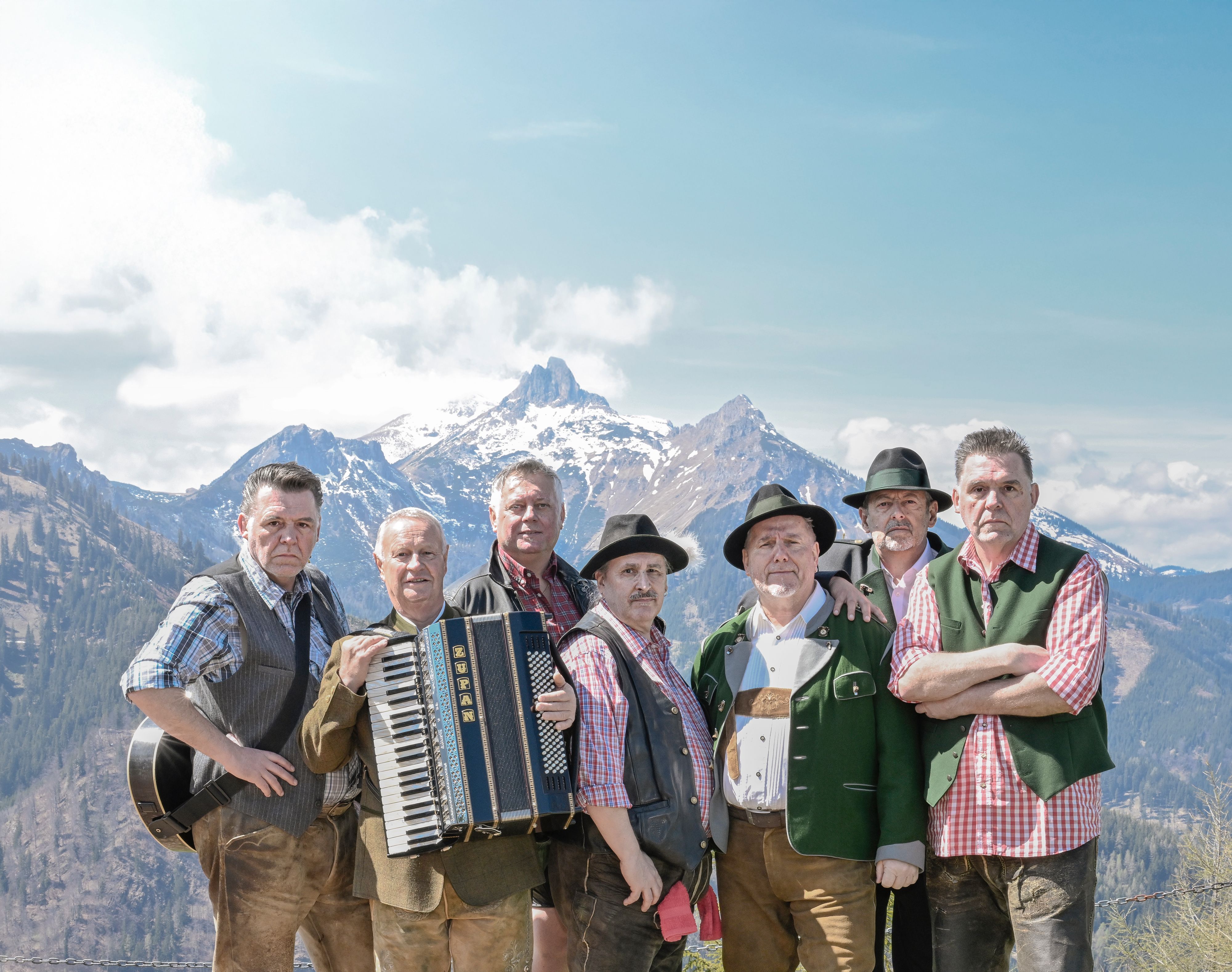 Die <strong>AlpenRebellen</strong> melden sich nach 12 Jahren zurück auf der 