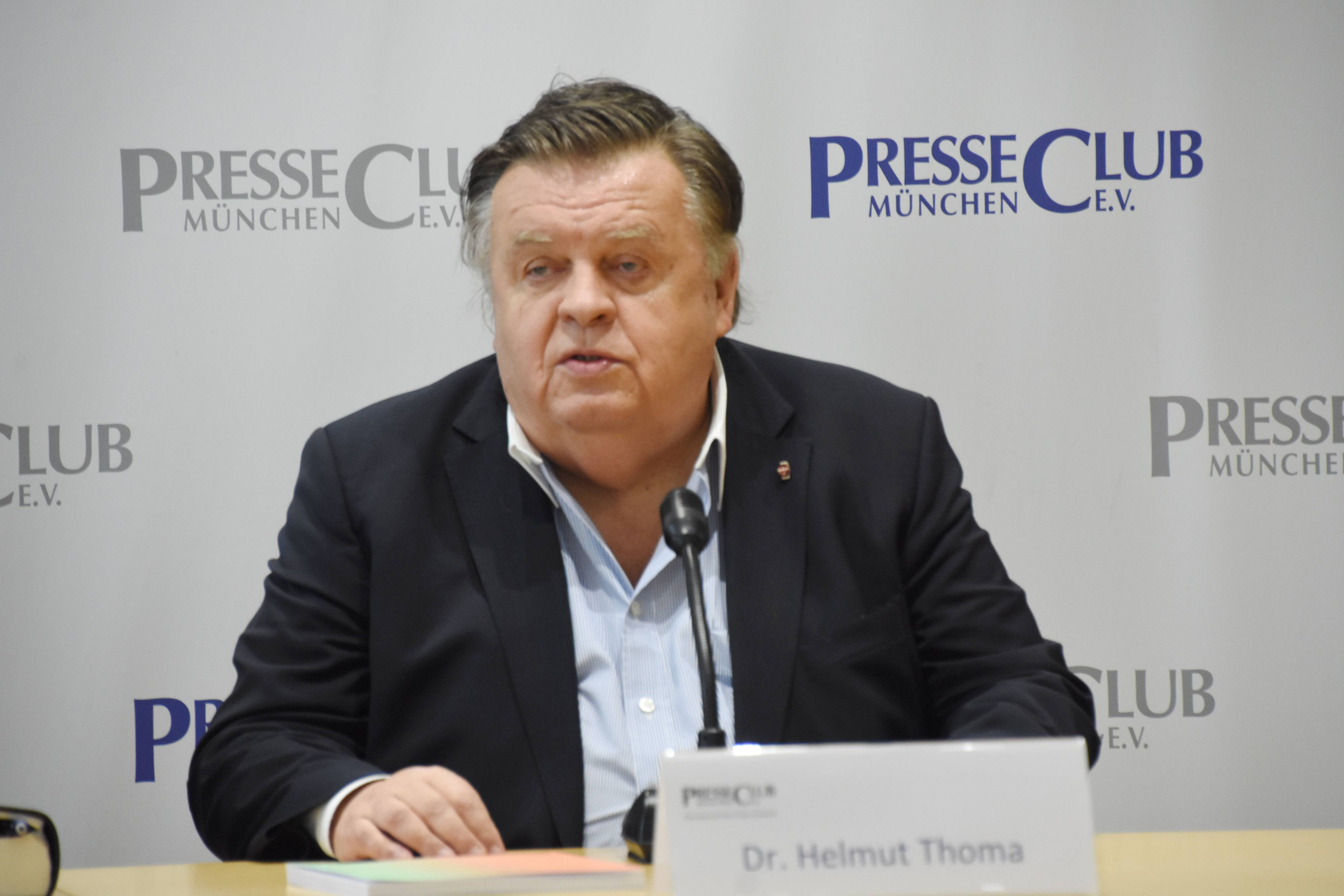 Der bekannte Medienmanager Helmut Thoma ist im Alter von 86 Jahren verstorben.