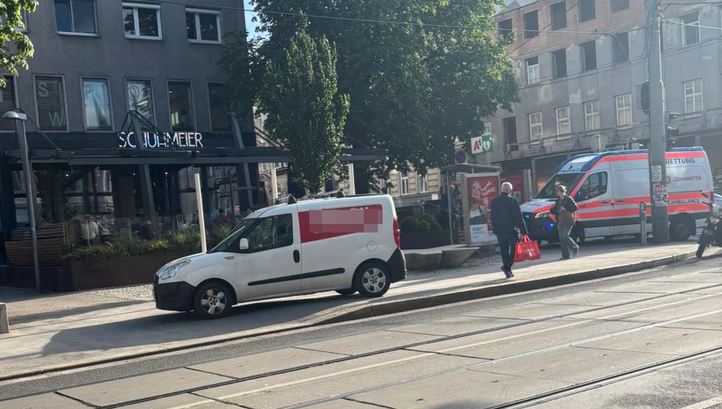 Motorradfahrer (29) bei Unfall mit Pkw verletzt