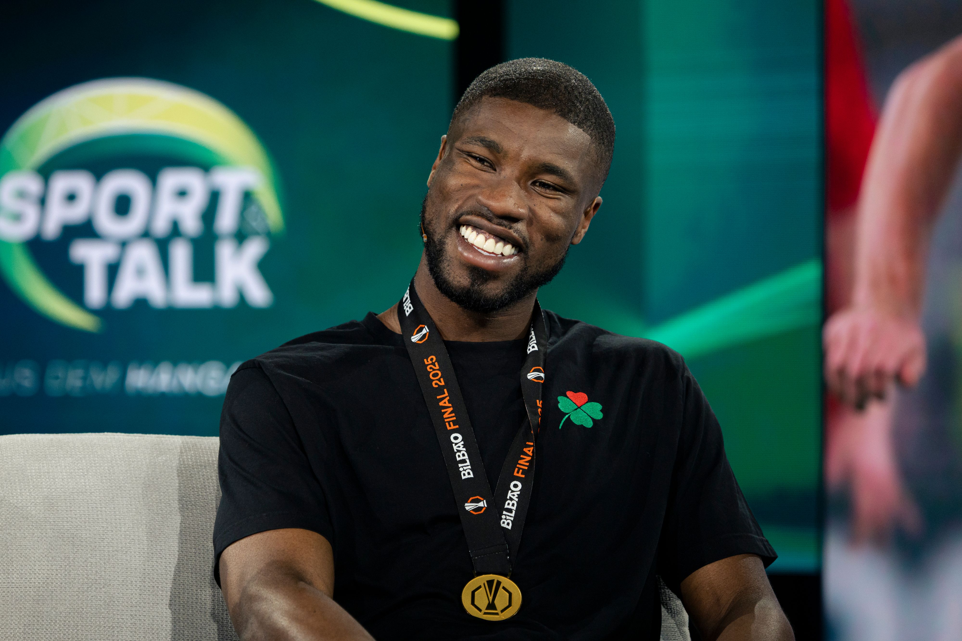 Kevin Danso war bei ServusTV zu Gast.