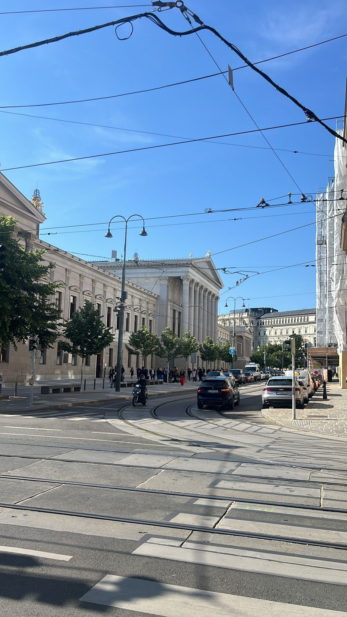 Bombenalarm im Parlament.