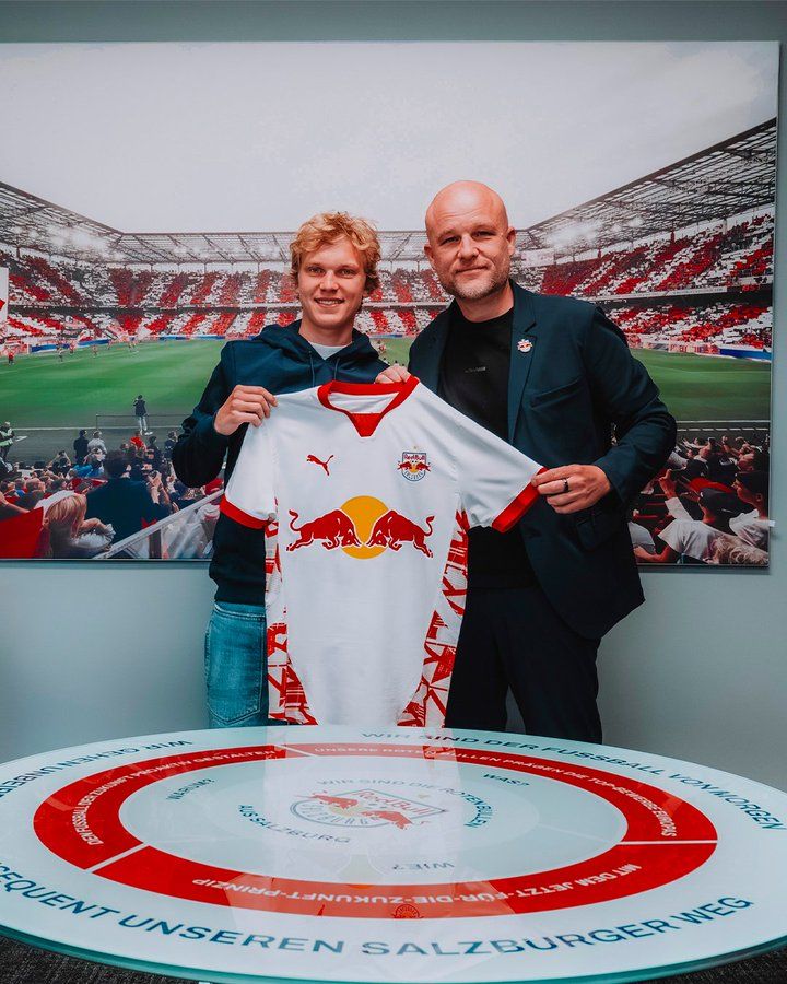 Frans Krätzig hat bei Red Bull Salzburg unterschrieben. 