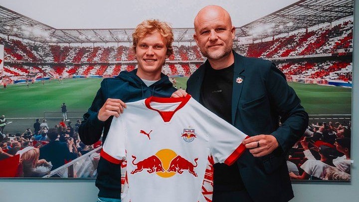 Frans Krätzig hat bei Red Bull Salzburg unterschrieben. 
