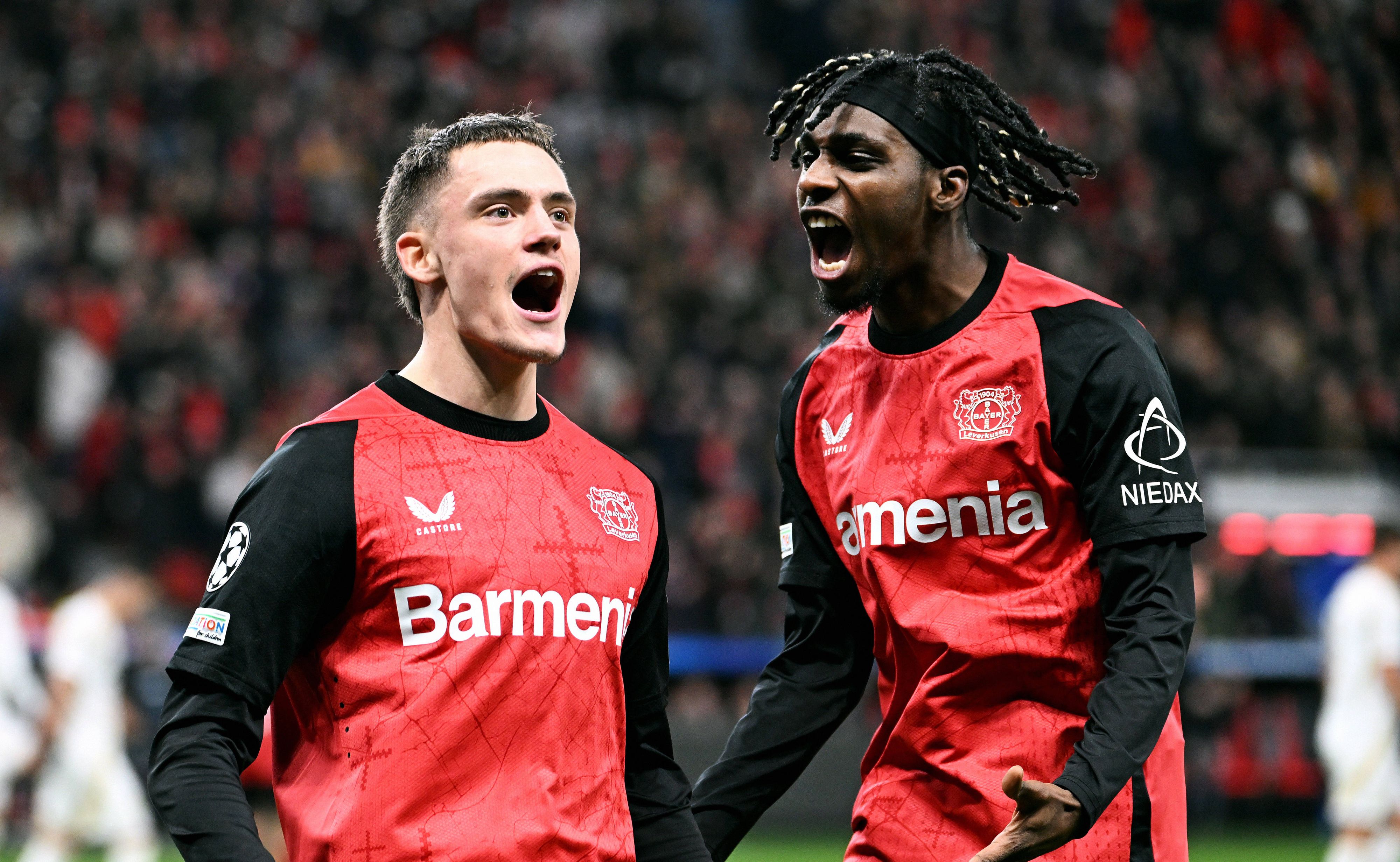 Jeremie Frimpong (r.) wechselt nach Liverpool.