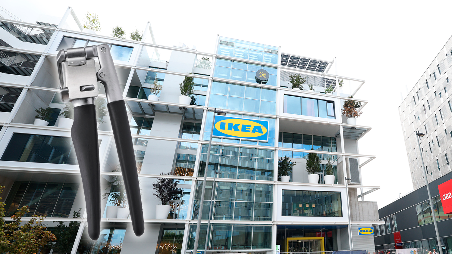 Bei der Knoblauchpresse könnten sich Metallteile lösen.