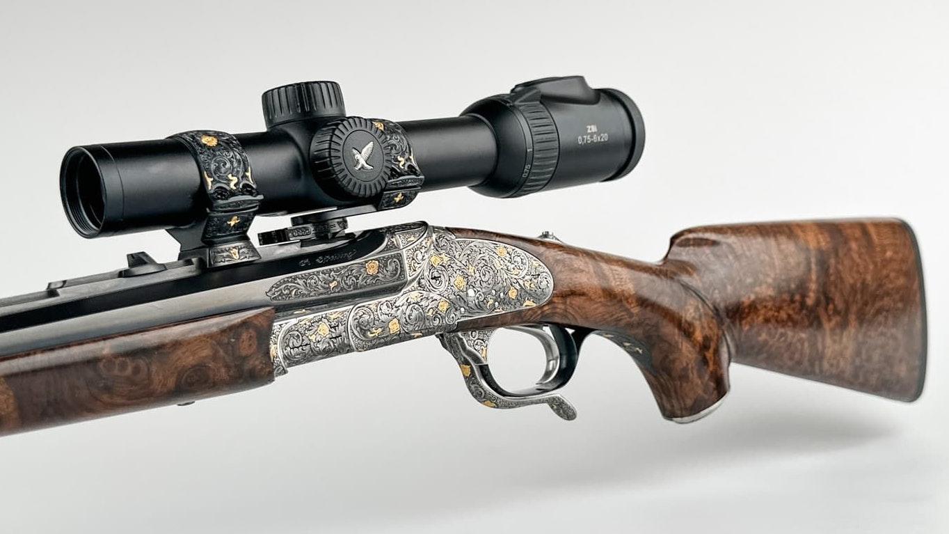 Die "reichlichen Goldverzierungen".