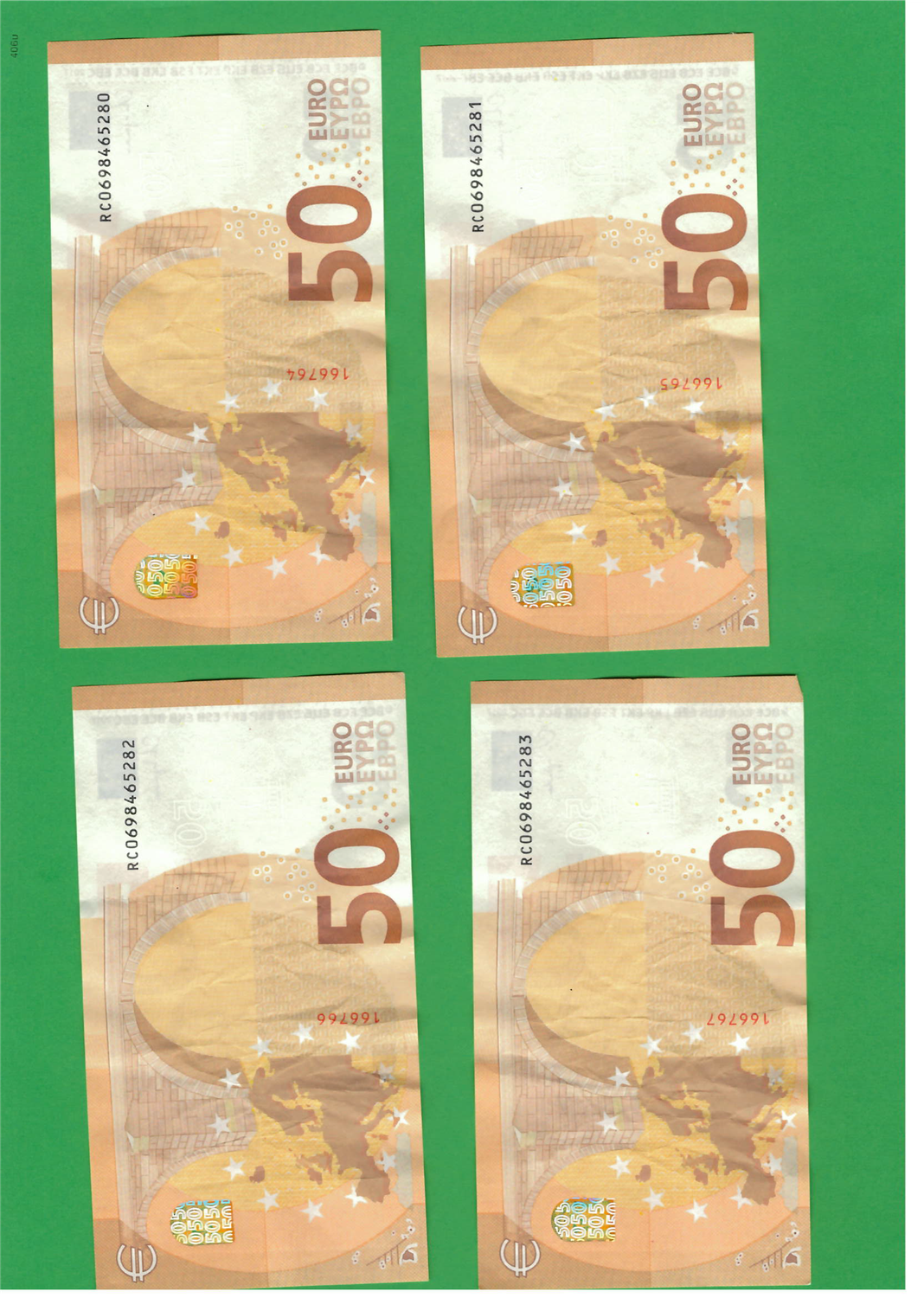 Die Polizei konnte mehrere gefälschte 50-Euro-Scheine sicherstellen.