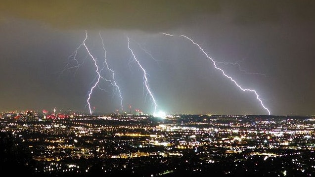 Jetzt wird es heftig: Gewitter kommen!