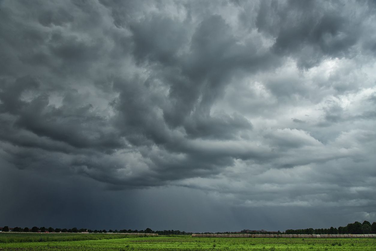 Am Samstag drohen in Teilen des Landes schwere Unwetter. 