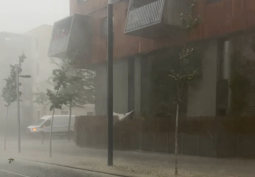 Am Sonntag tobte in der Wiener Seestadt ein heftiges Unwetter – Hagel und Starkregen inklusive.