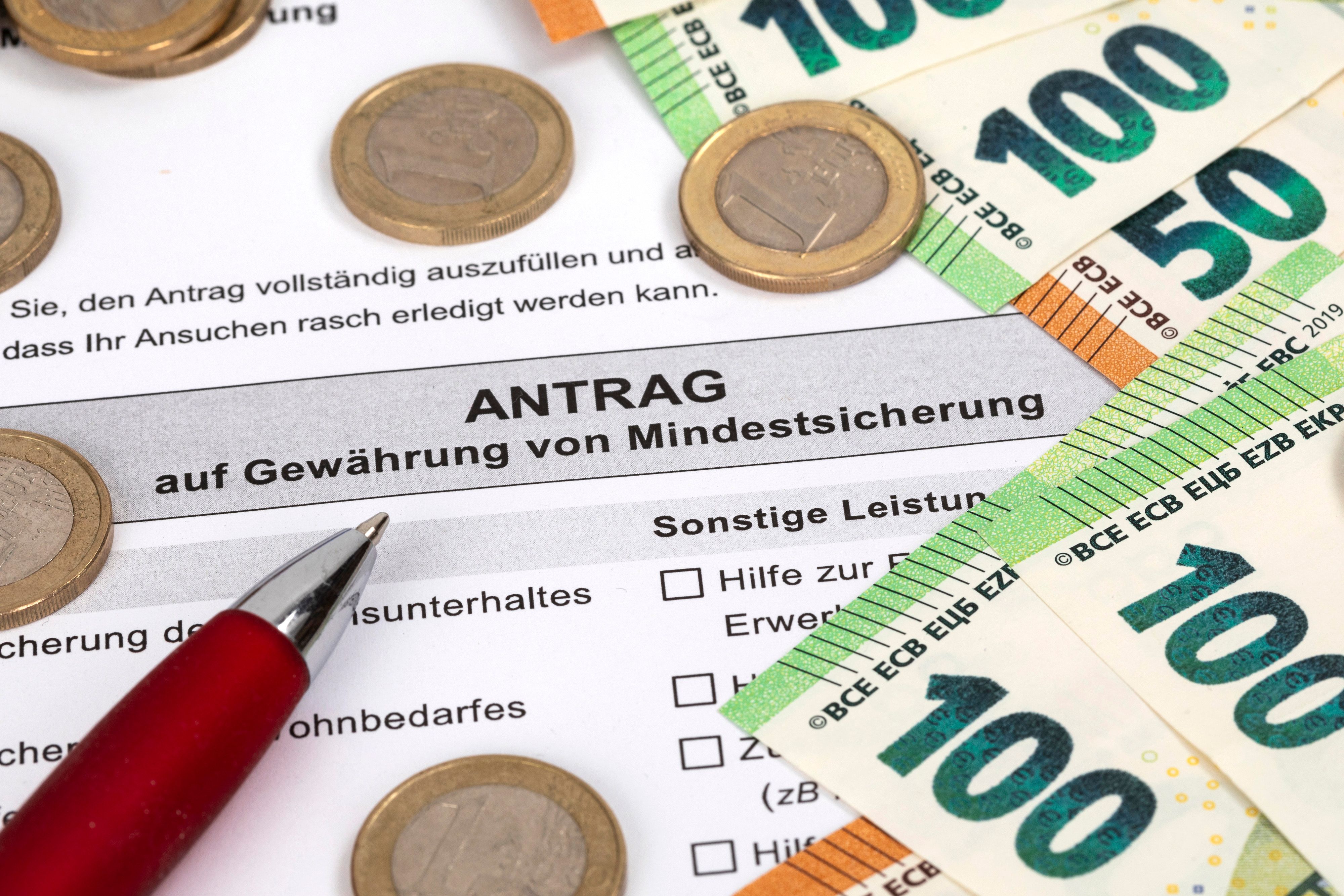 Die Regierung arbeitet an einer einheitlichen Mindestsicherung.