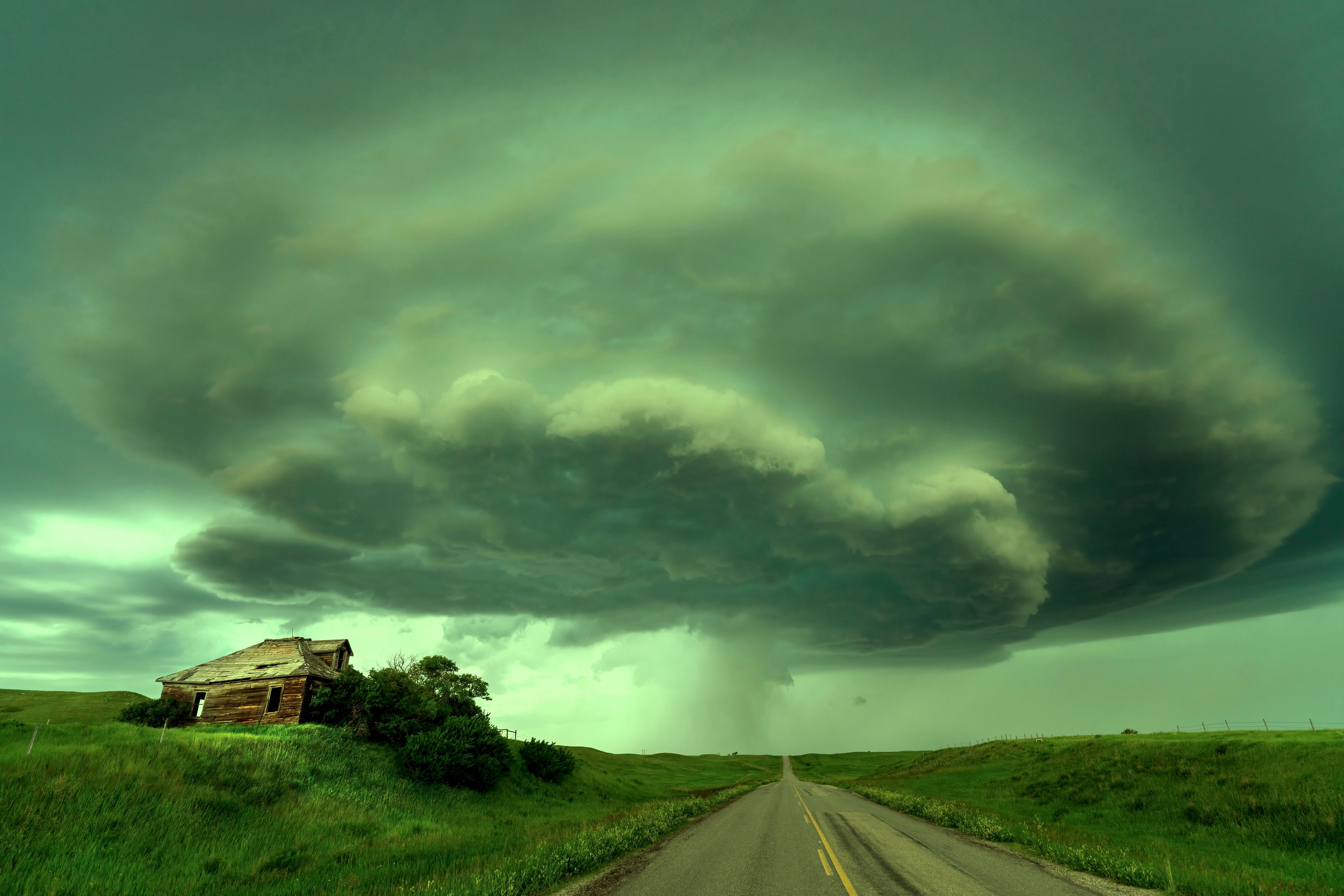 Gefährliches Naturschauspiel: Eine Superzelle über einem einsamen Landstrich.