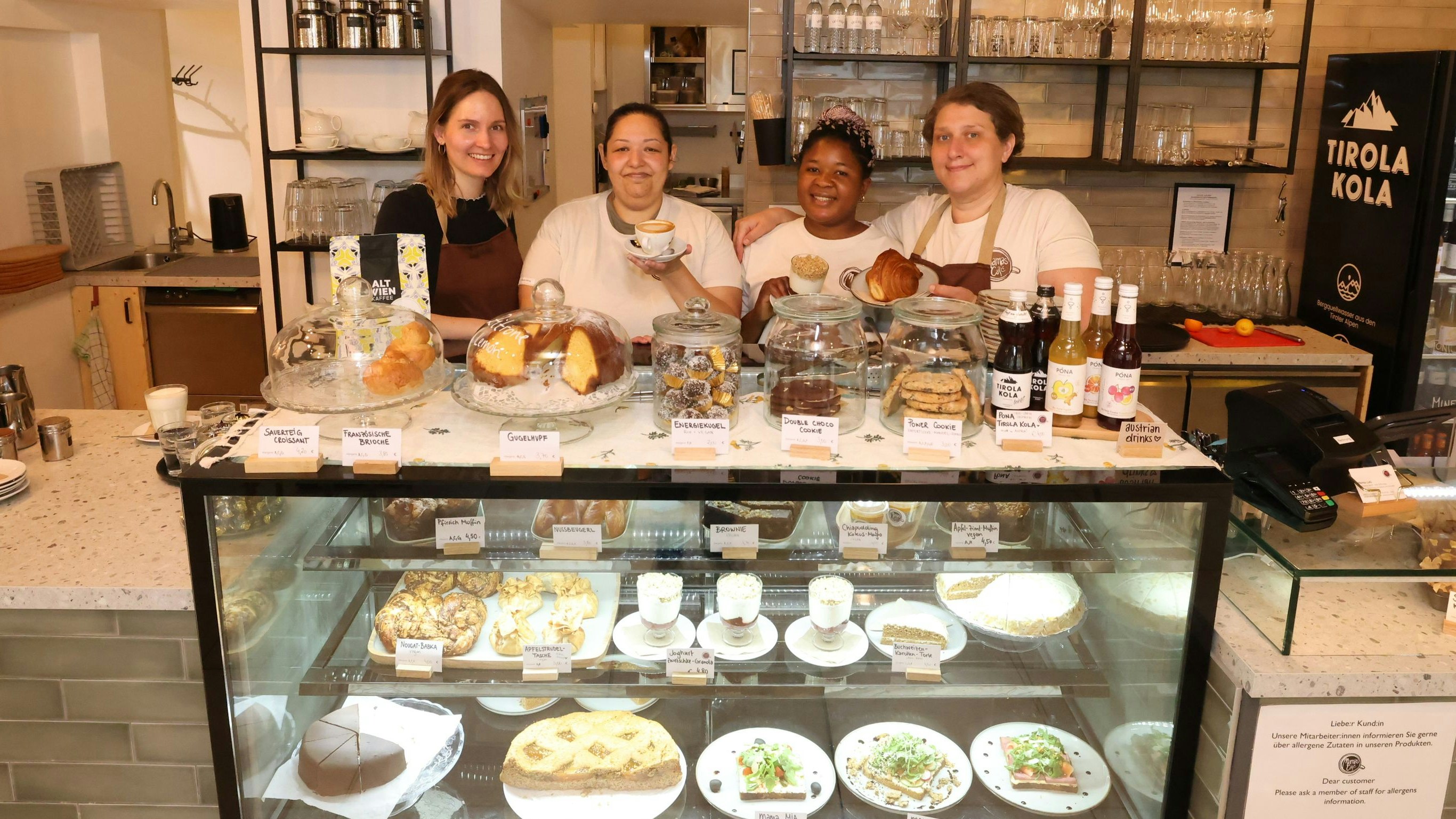 Heute.at - Alleinerzieherinnen backen’s jetzt im Mamas Café an