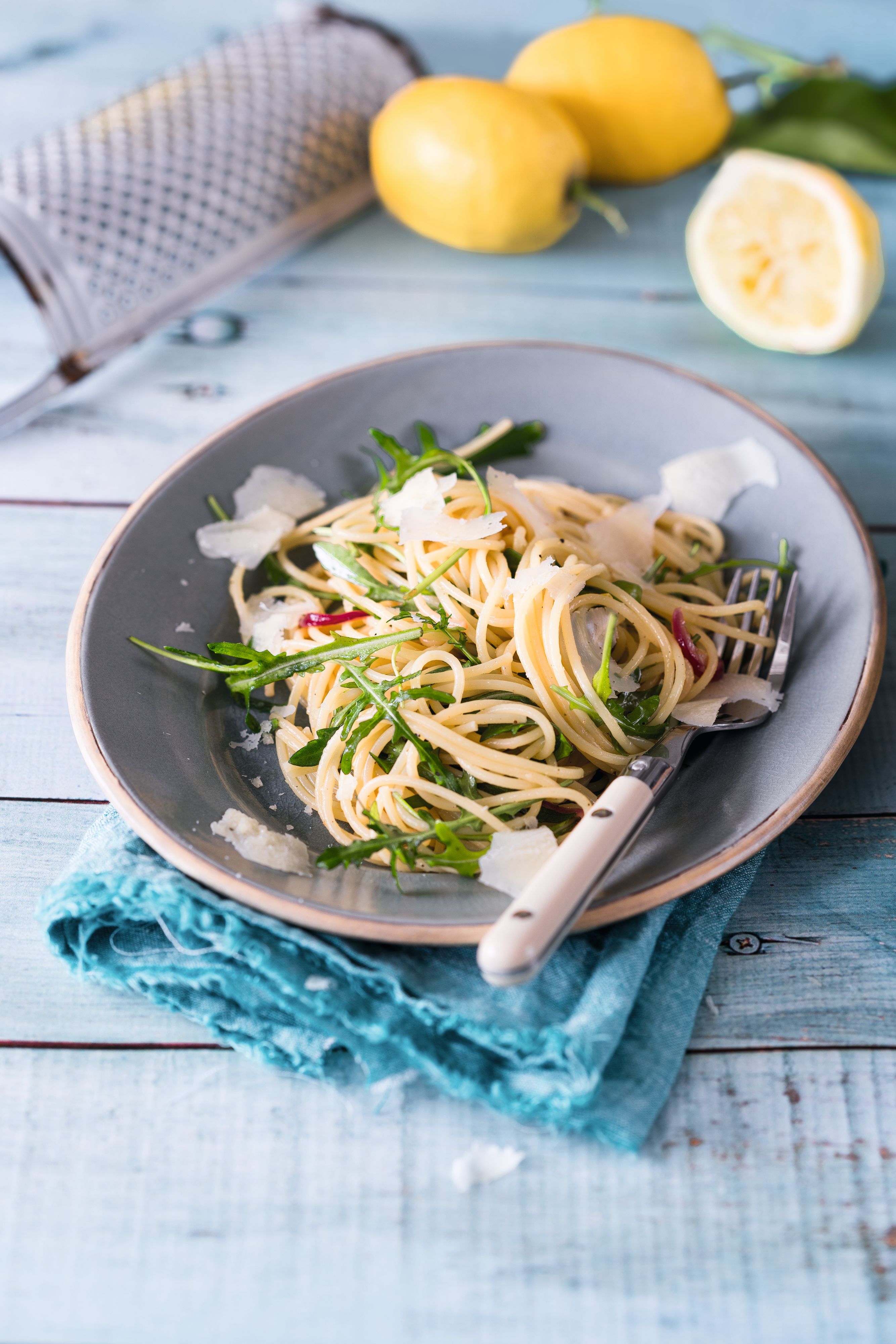 Schnell zubereitet, sommerlich lecker: <strong>Limonen-Spaghetti</strong>