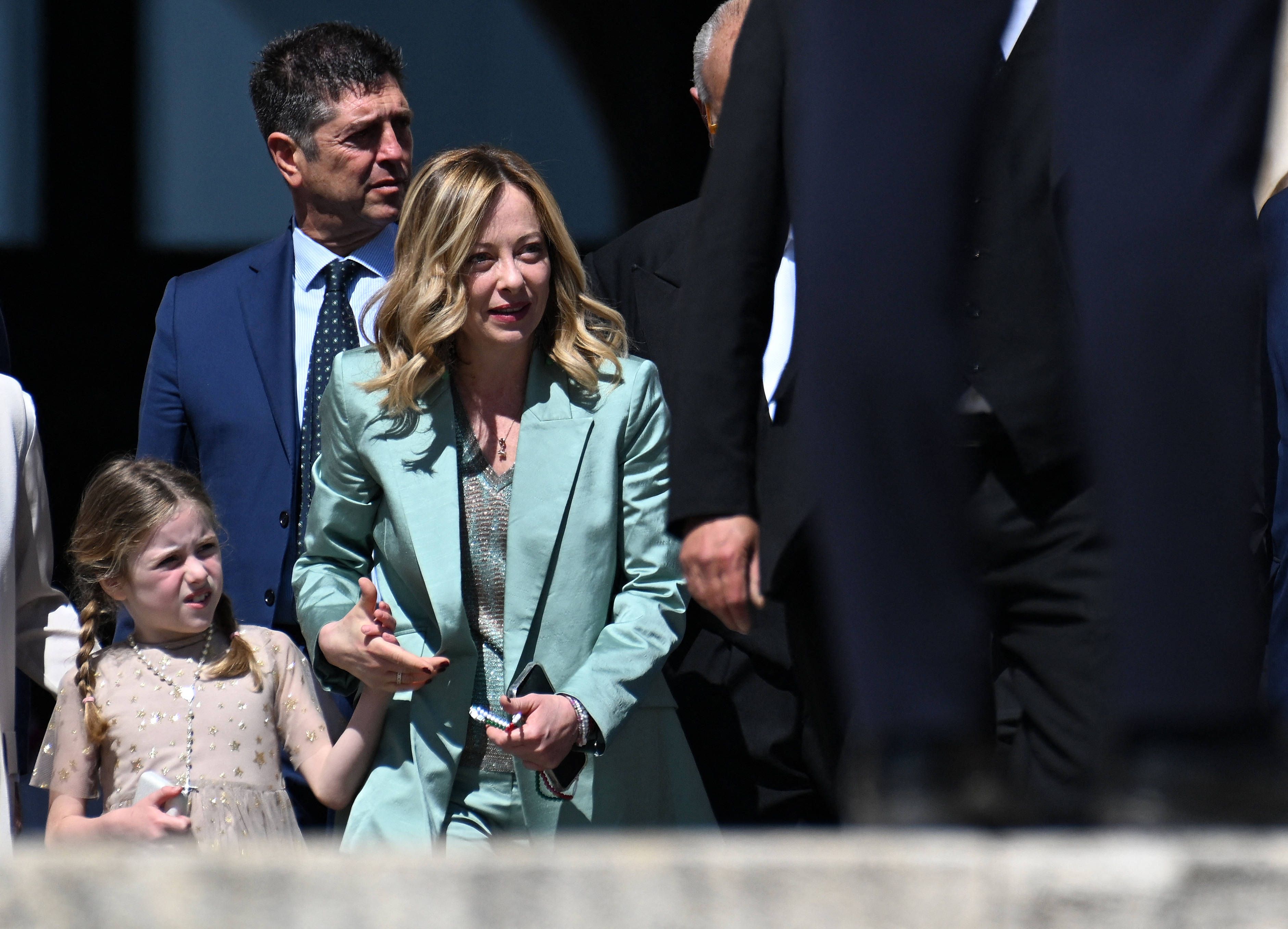 Der Lehrer hatte der Tochter von Italiens Premierministerin Giorgia Meloni den Tod gewünscht.