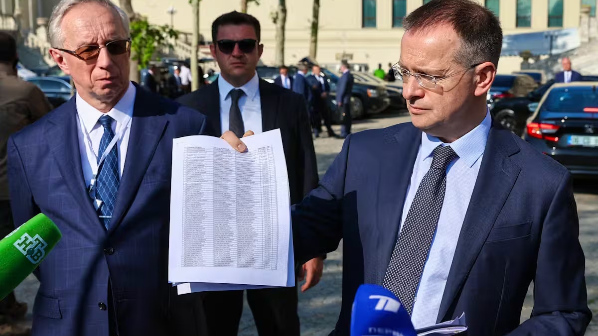 Wladimir Medinsky, Chef der russischen Delegation bei den Verhandlungen zum Ukraine-Krieg in Istanbul, stellte am Montag das Memorandum vor, in dem Russland seine Vorstellung für eine Waffenruhe und einen langfristigen Frieden in der Ukraine beschreibt.